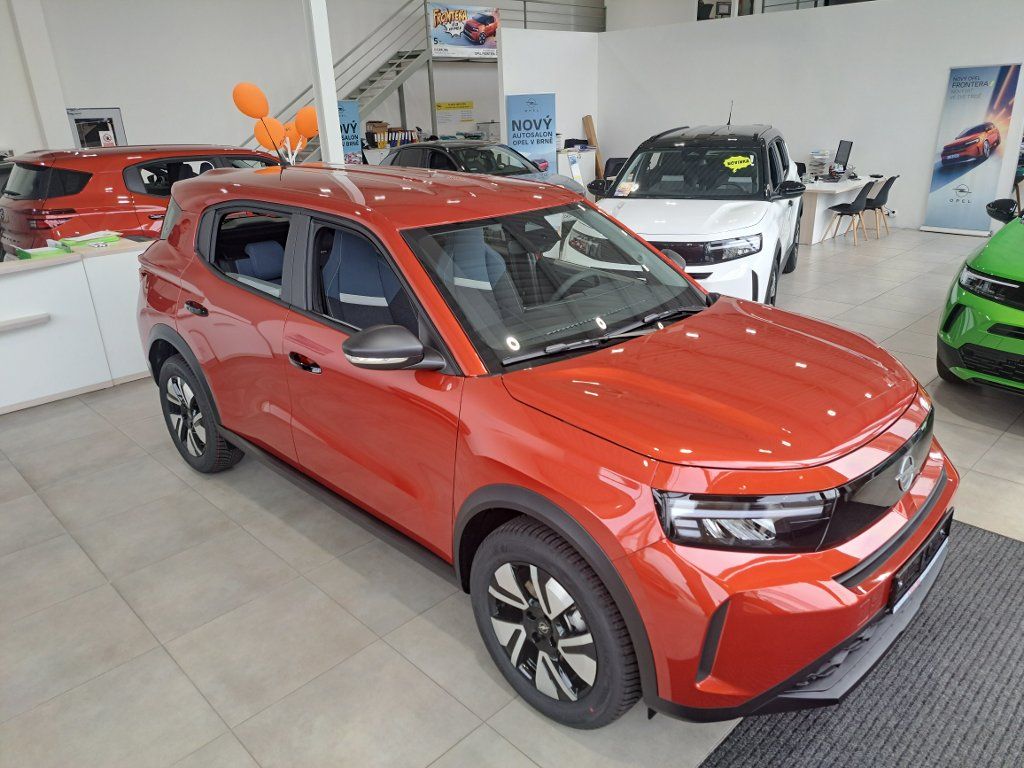Opel Frontera, Edition 1.2 TURBO 100k MT6 - fotka 3