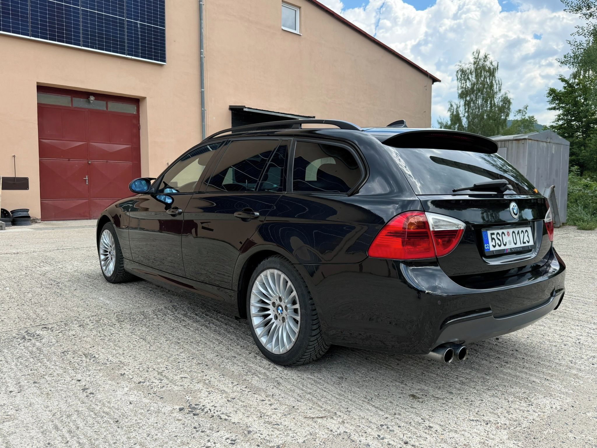 BMW Řada 3, BMW e91 330 xi - fotka 5