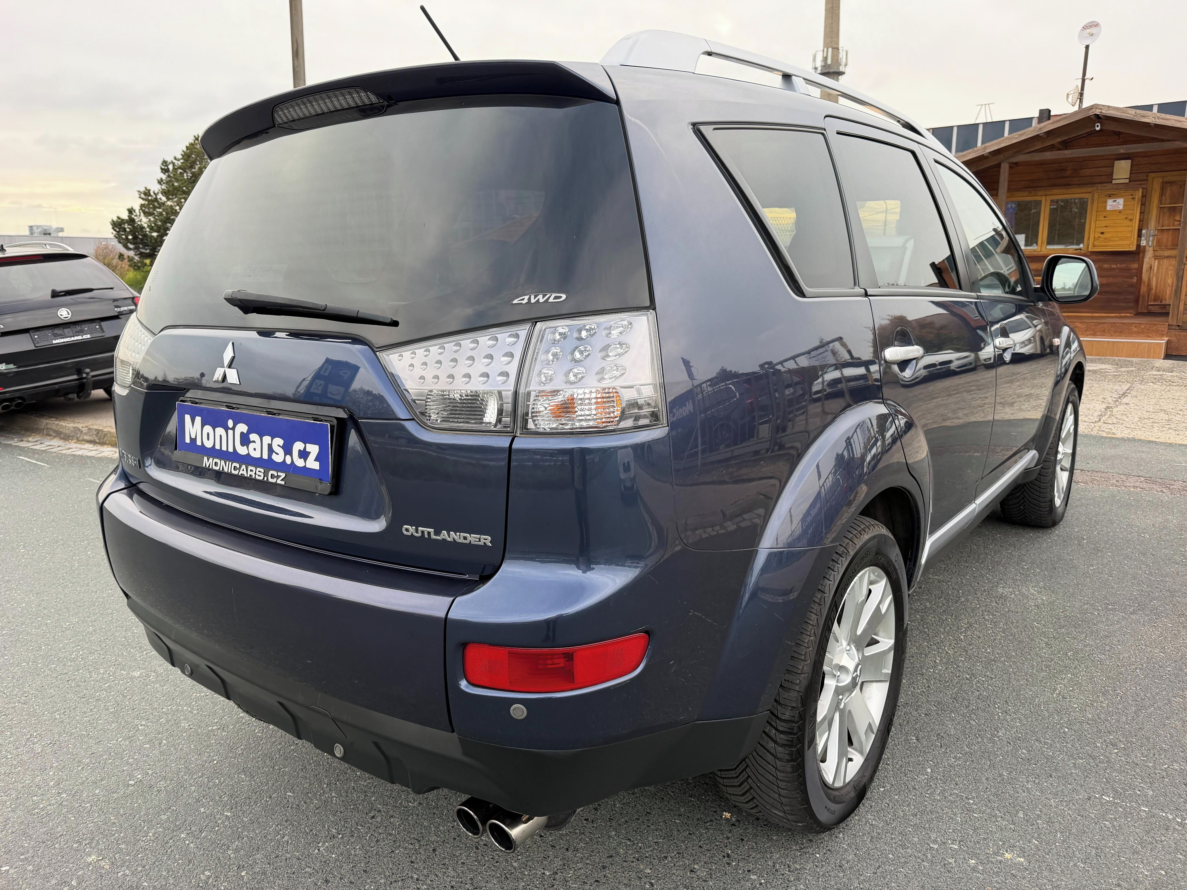 Mitsubishi Outlander, 2.0 DI-D 103kW 4X4 7 MÍST - fotka 5