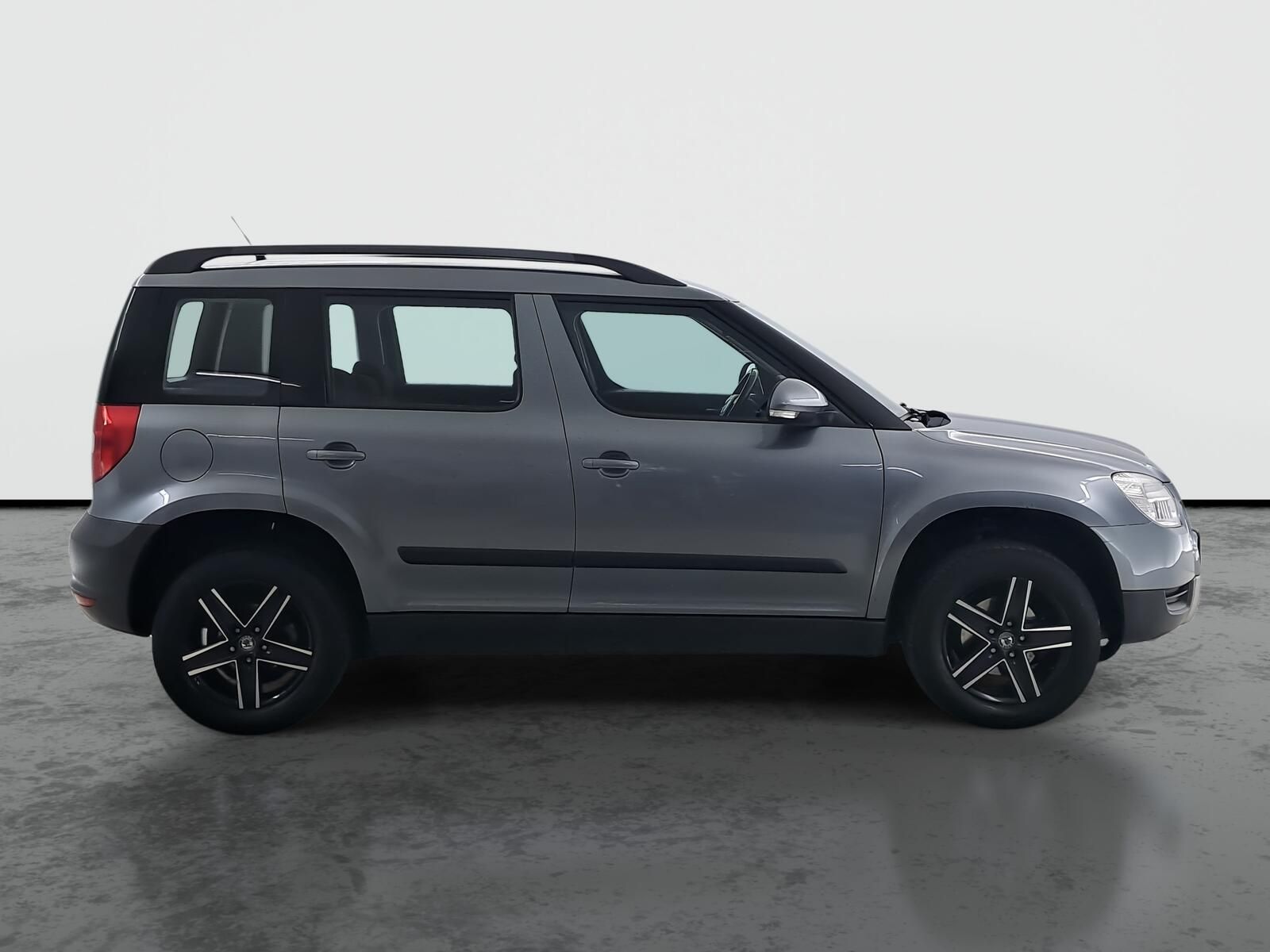 Škoda Yeti, 1.2 TSI, Ambition, Serv.kniha - fotka 6