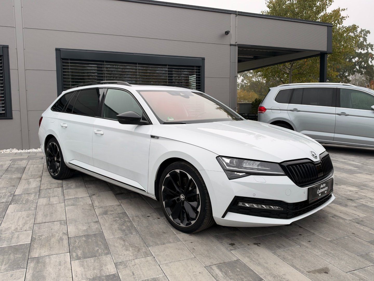 Škoda Superb, Sportline 2.0 TSI 4x4 DSG - fotka 3