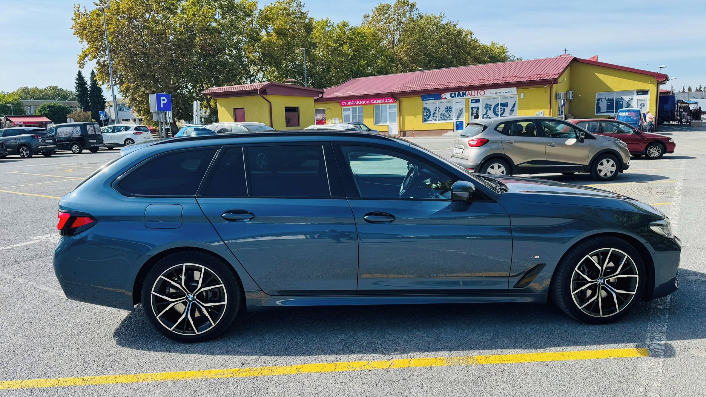 BMW Řada 5, 540D xDrive - fotka 3