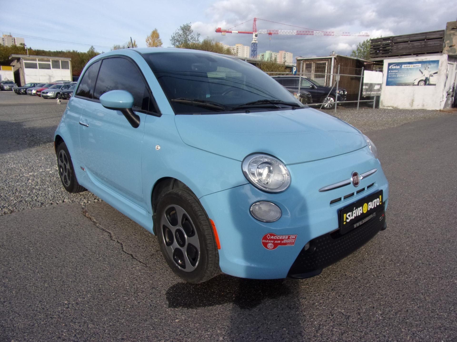 Fiat 500E, 24kWh ATRAKTIVNÍ BARVA+VÝBAVA - fotka 3