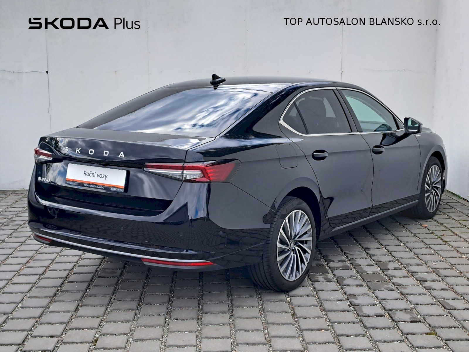 Škoda Superb, 2,0TDI 110kW DSG Laurin & Klem - fotka 2