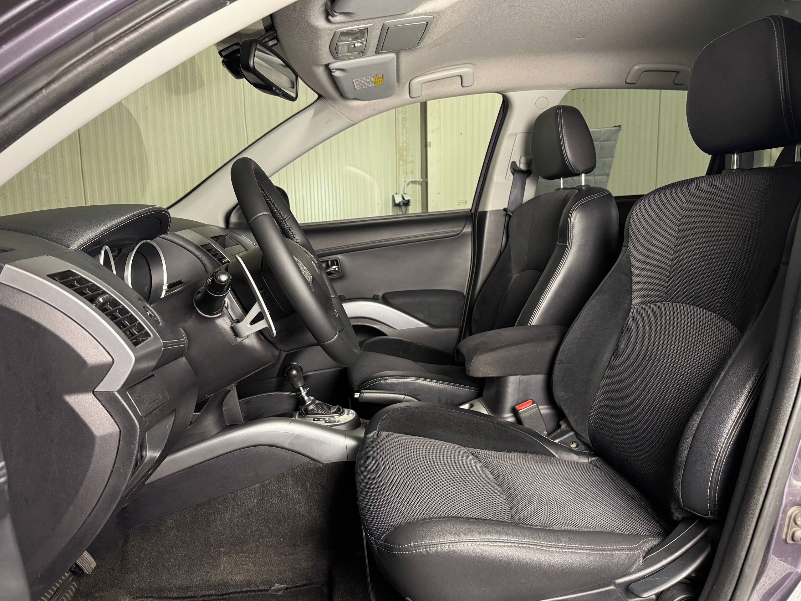 Mitsubishi Outlander, 2.2d 115kw 4x4 - fotka 6