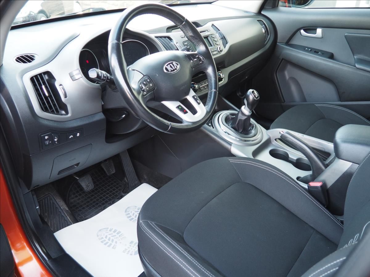 Kia Sportage, 1,6 GDI - fotka 6