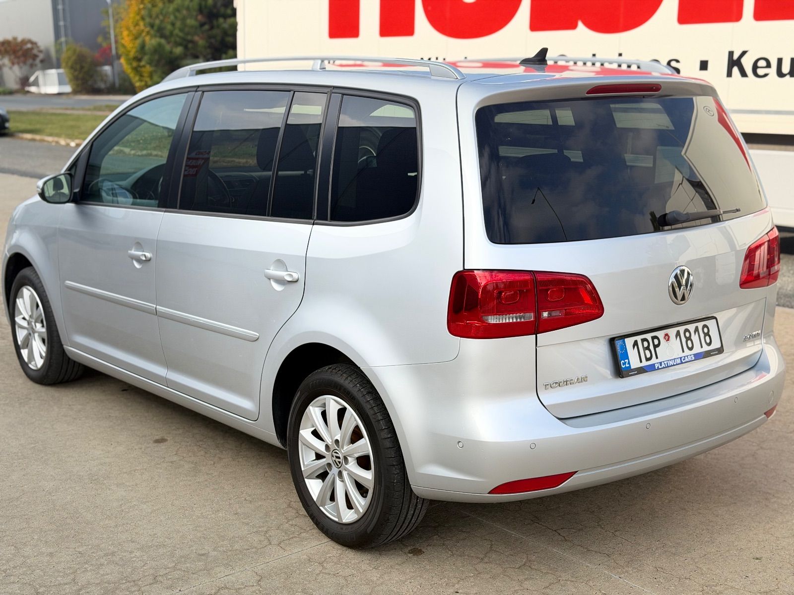 Volkswagen Touran - fotka 6