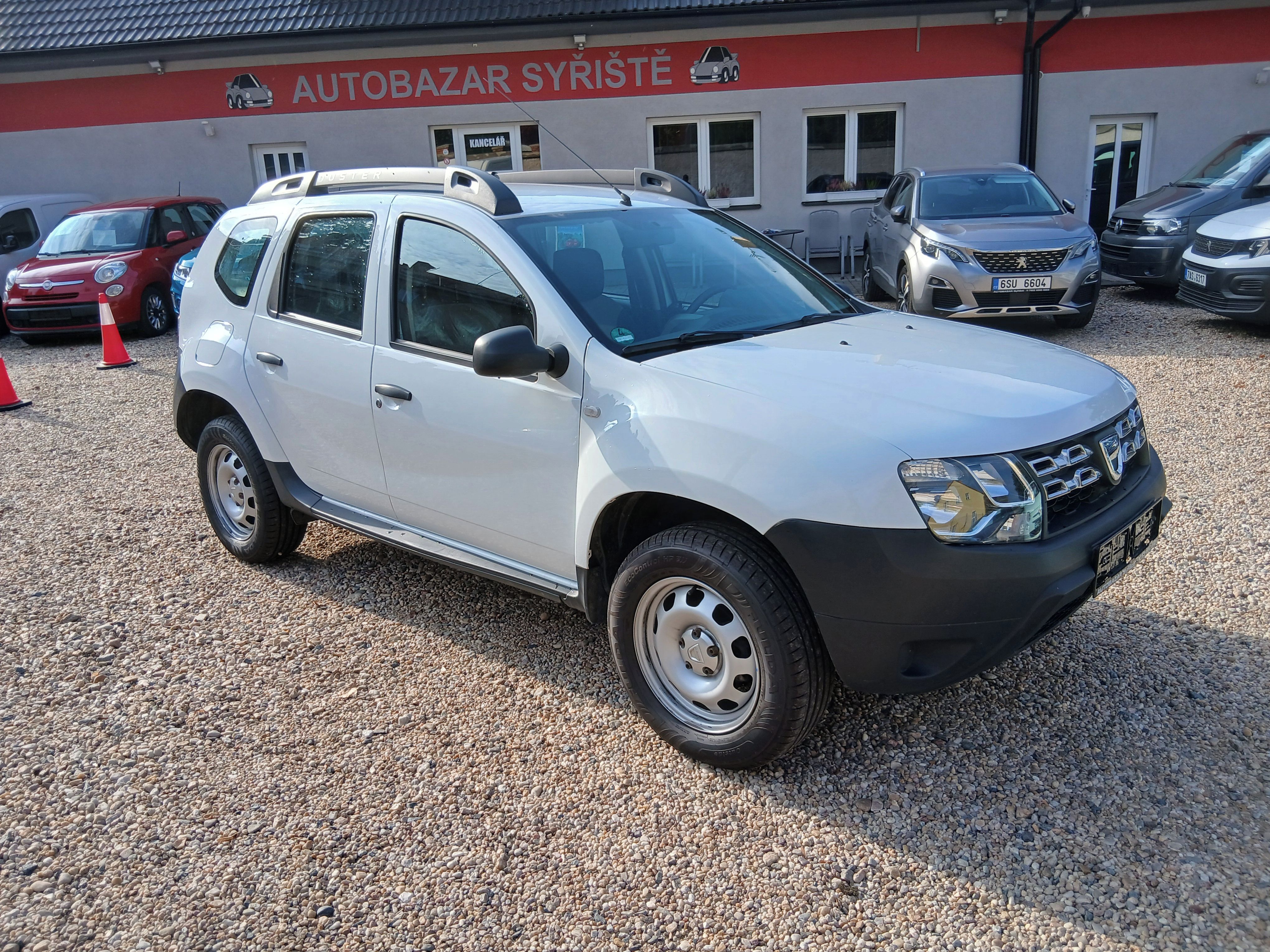 Dacia Duster, 1.6i 16V 84KW S.Kniha +Zim.kol - fotka 3