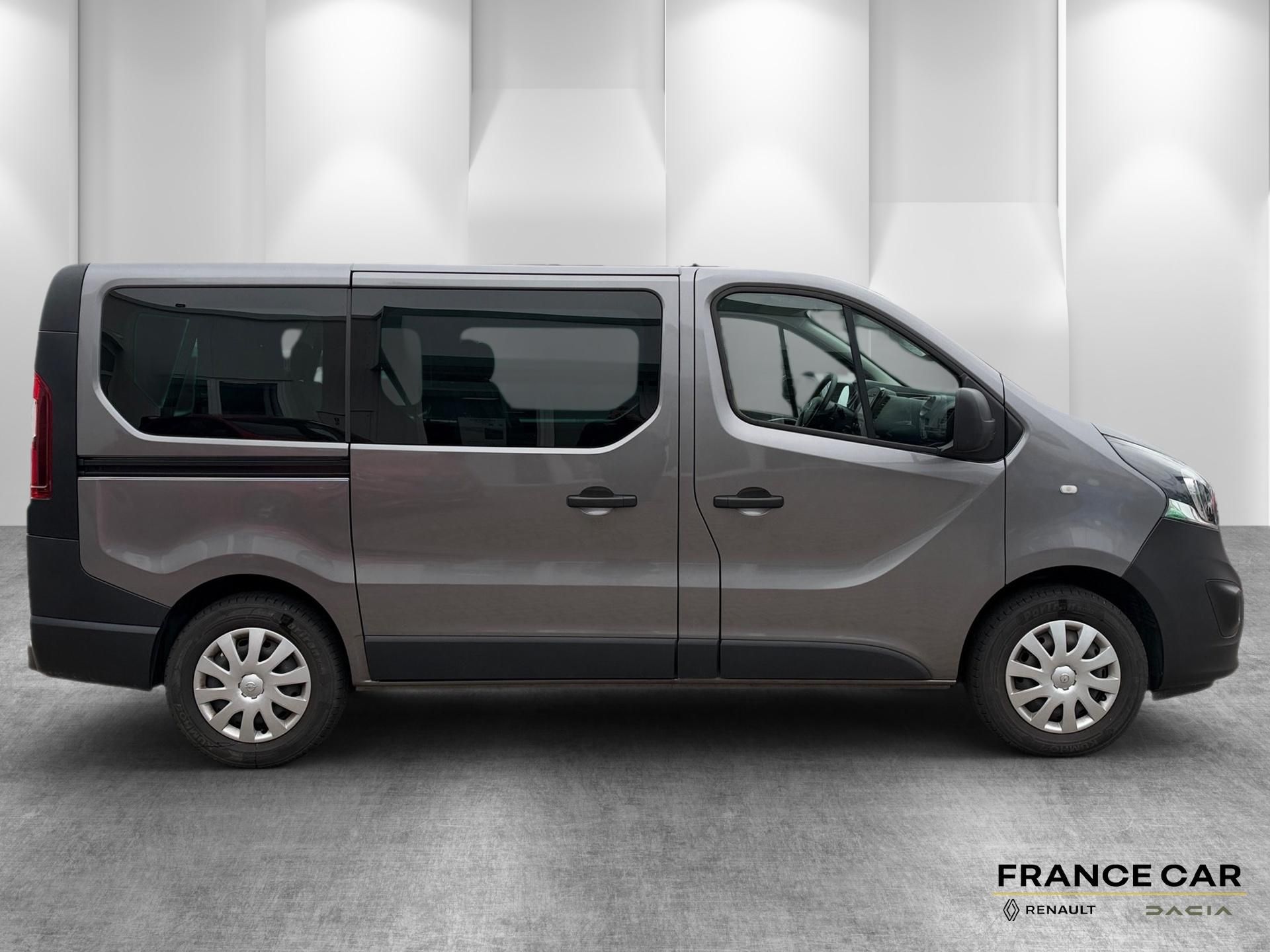 Opel Vivaro, 1,6 CDTi 89 kW 9 míst - fotka 4