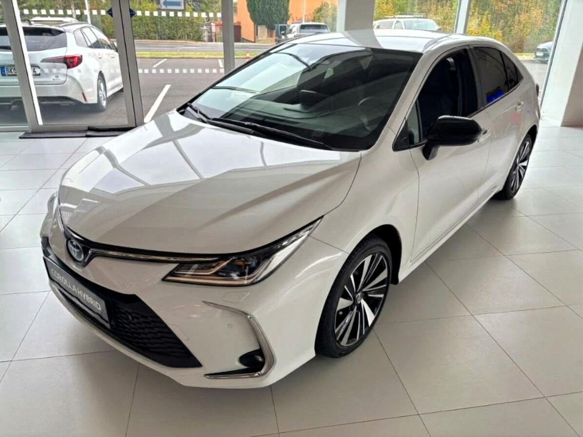 Toyota Corolla, 1,8 SD Style HEV - fotka 3