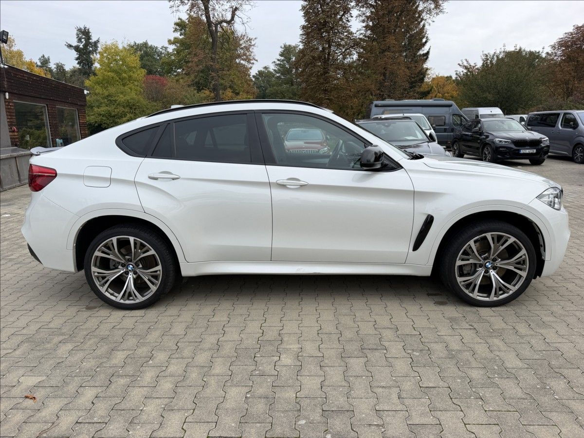 BMW X6, M50d Xdrive - fotka 4
