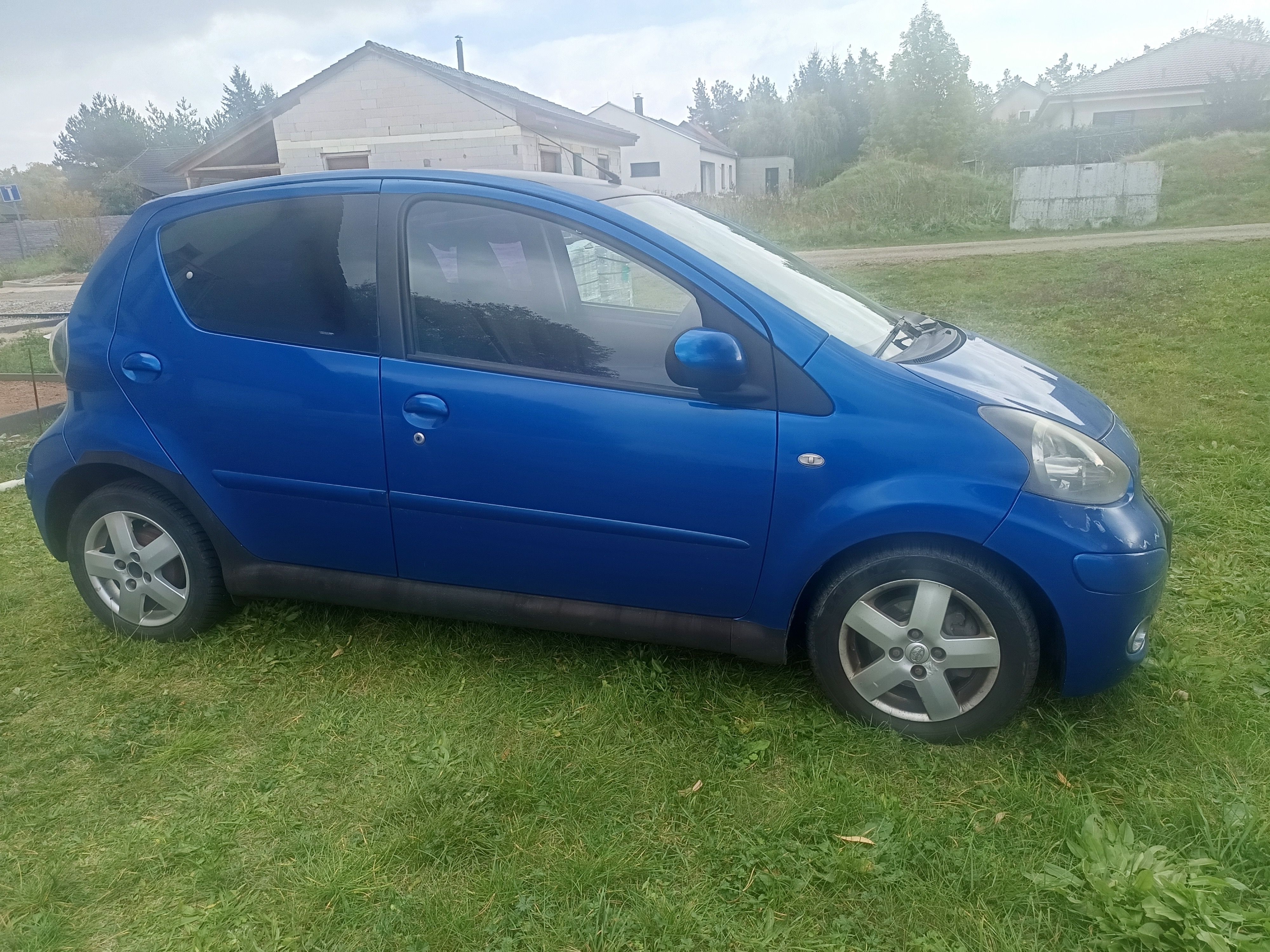Toyota Aygo, Klimatizace, první majitel - fotka 2