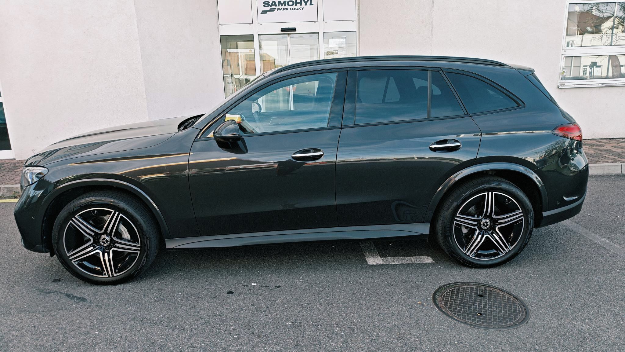 Mercedes-Benz GLC, 220D 4Motion AMG Line - fotka 5