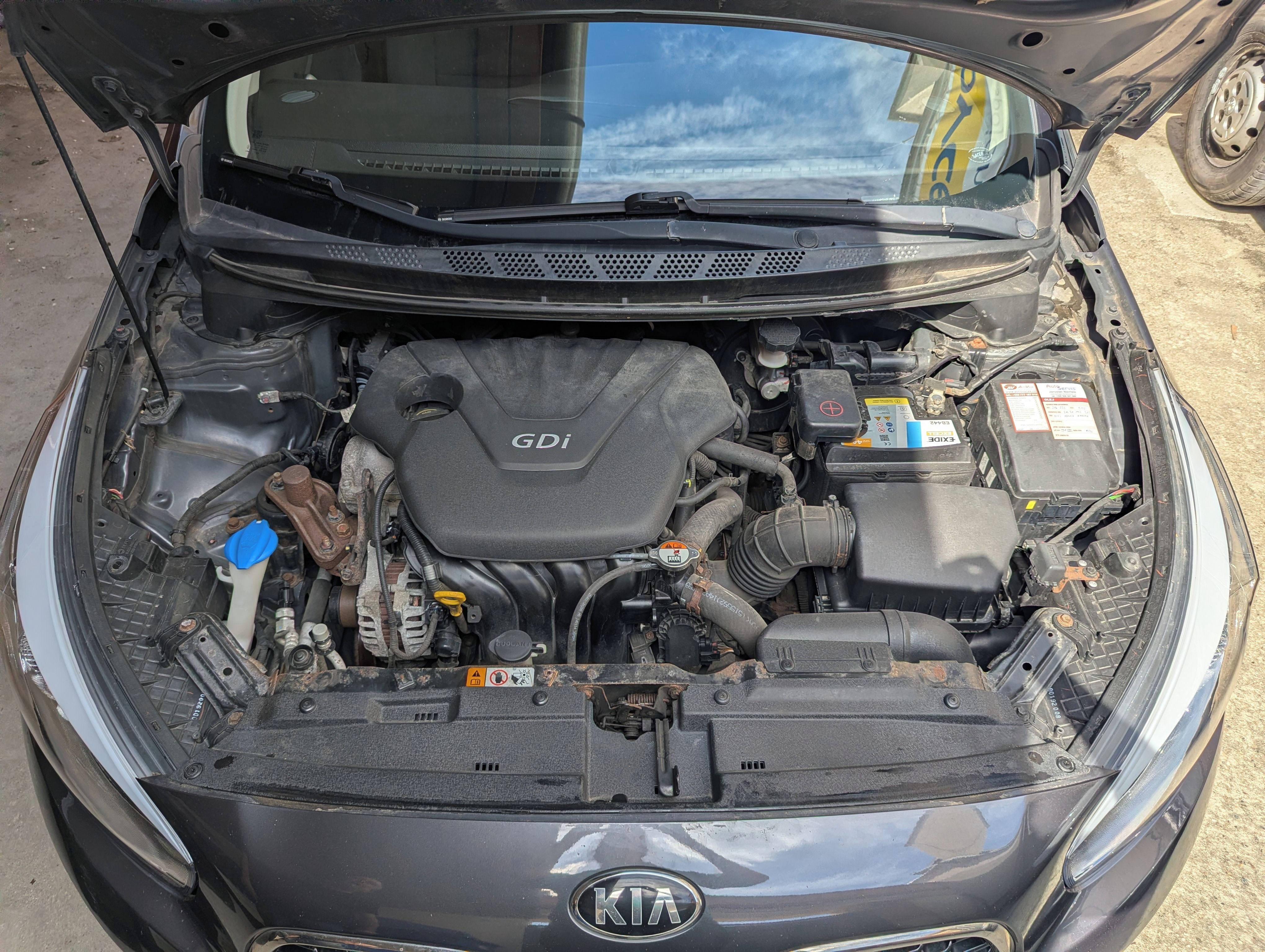 Kia Cee´d, 1.6.GDI,99kW,2014 -servisováno - fotka 4