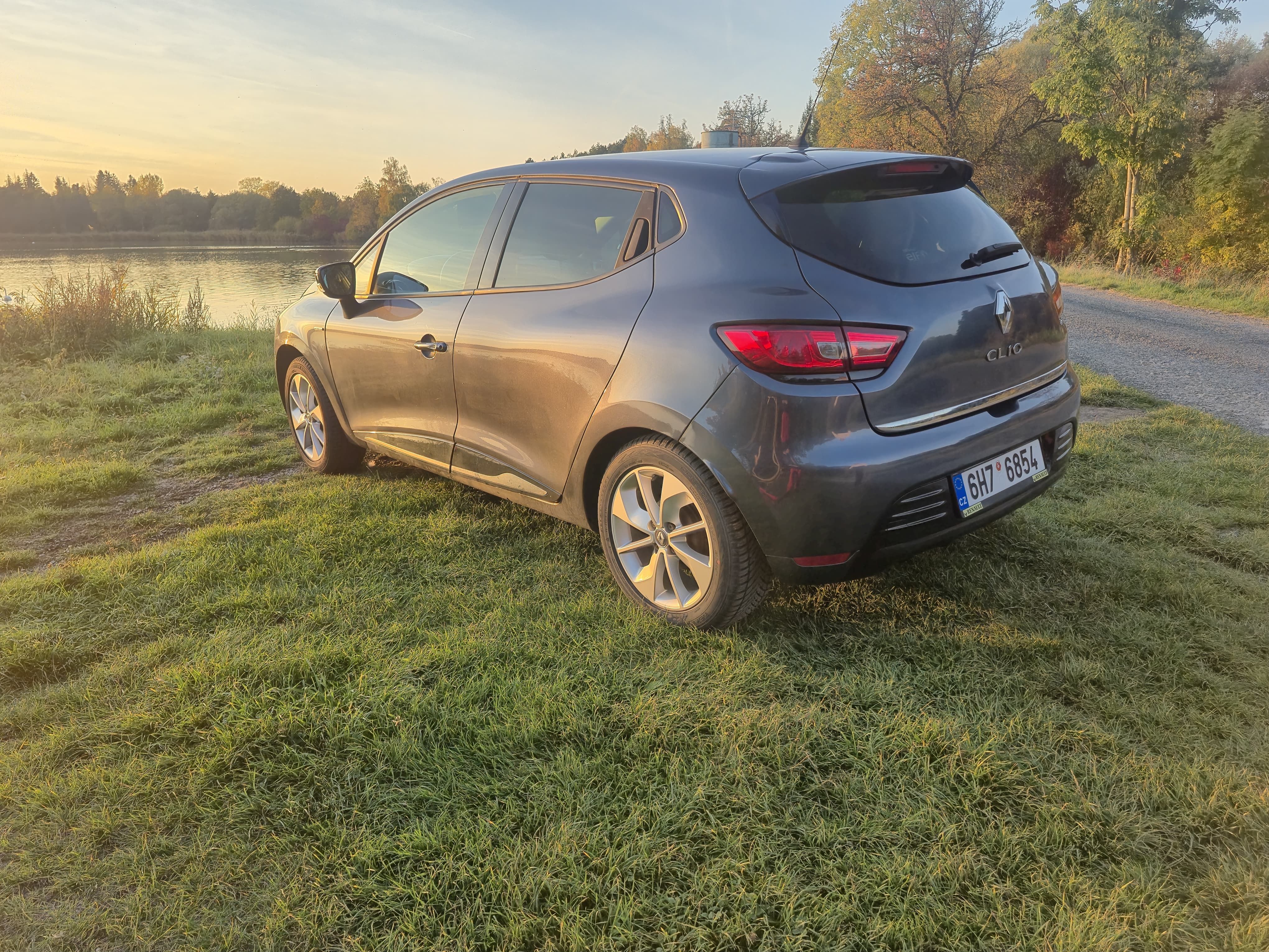 Renault Clio - fotka 3
