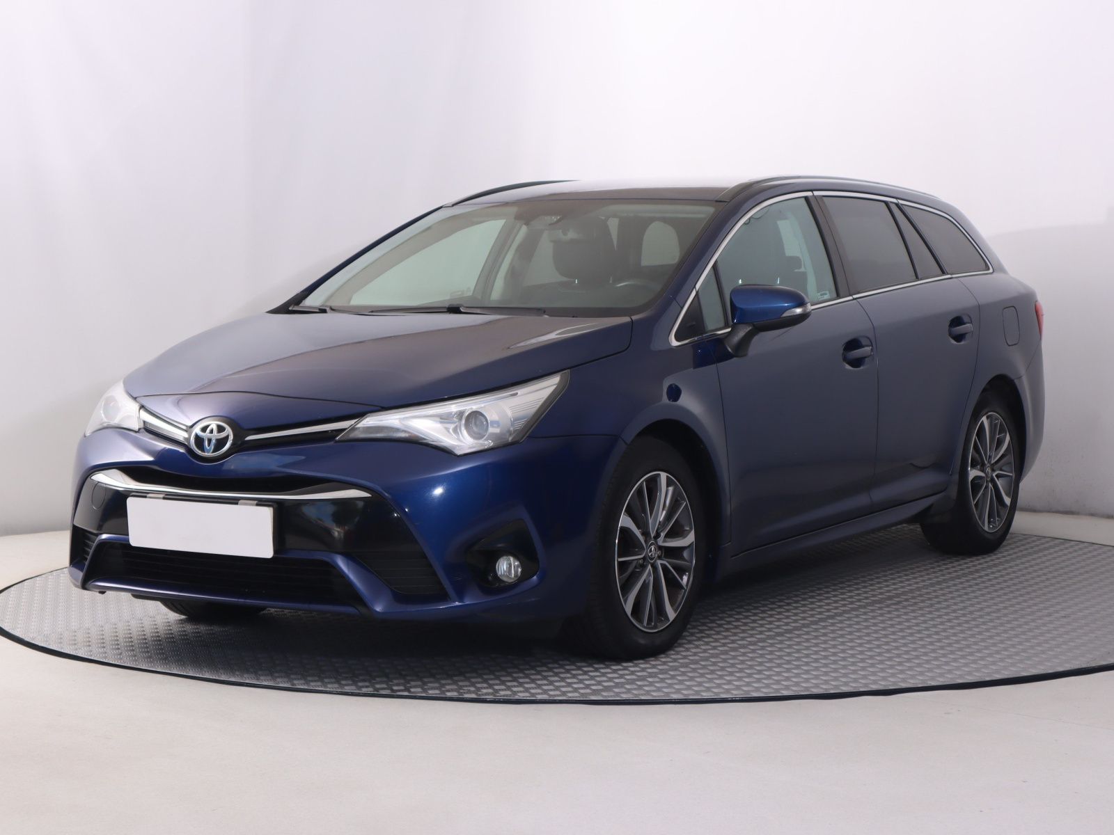 Toyota Avensis, 2.0 D-4D, Serv.kniha - fotka 3