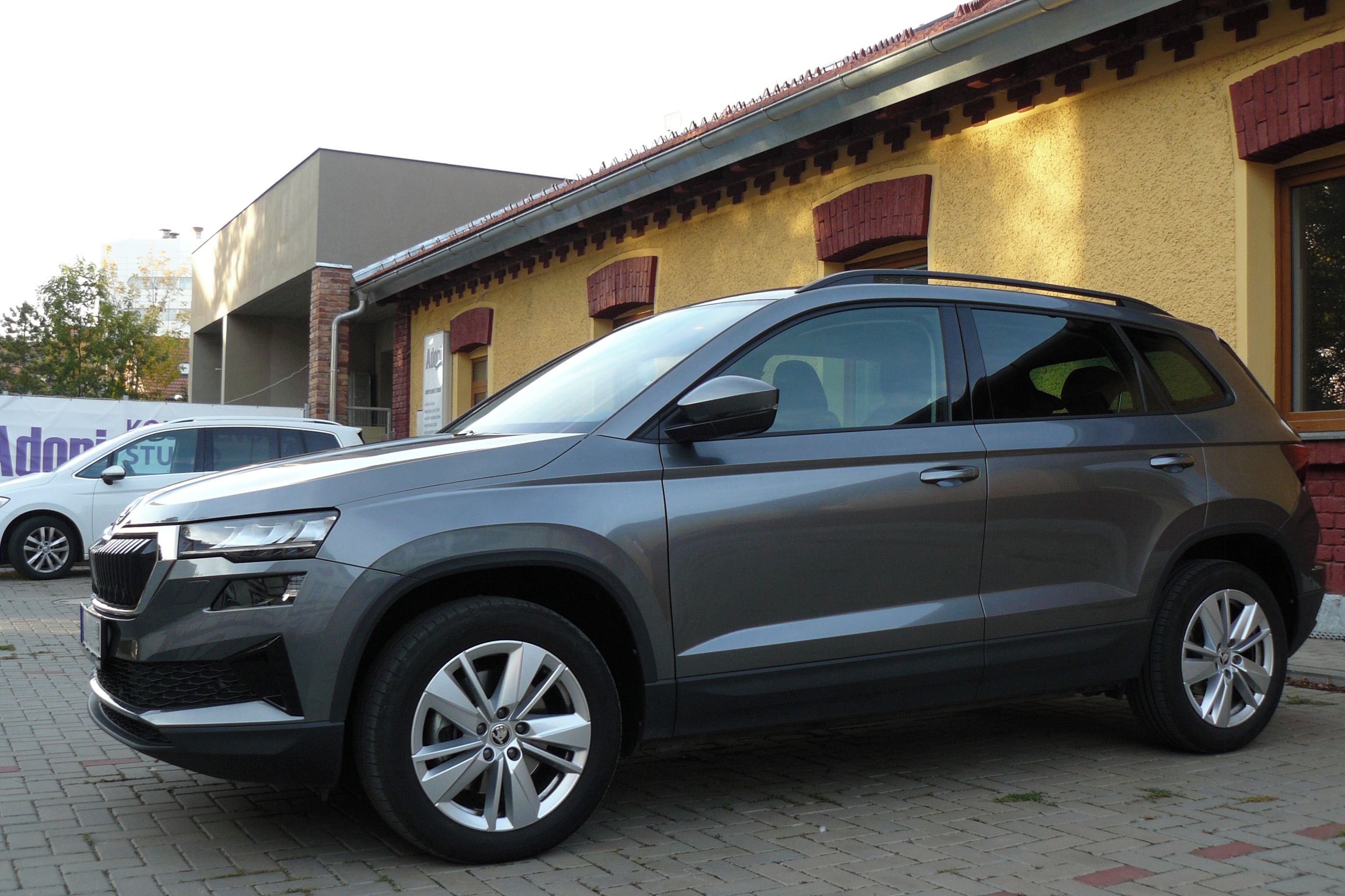 Škoda Karoq, 1.5 TSI 110 kW, Fresh, 2024 - fotka 3