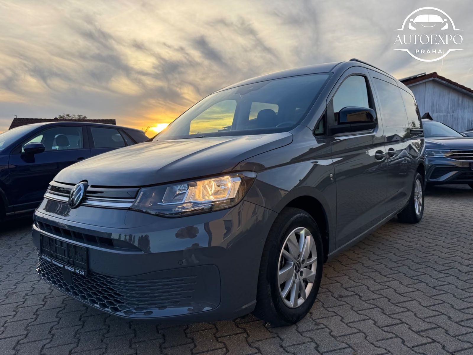 Volkswagen Caddy, Life*TAŽNÉ*CARPLAY*7MÍST - fotka 2
