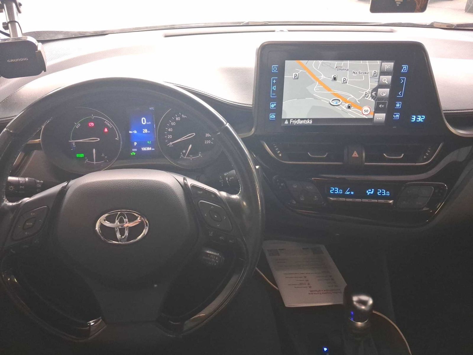 Toyota C-HR, 1.8 Hybrid, Automat, ČR,1.maj - fotka 3
