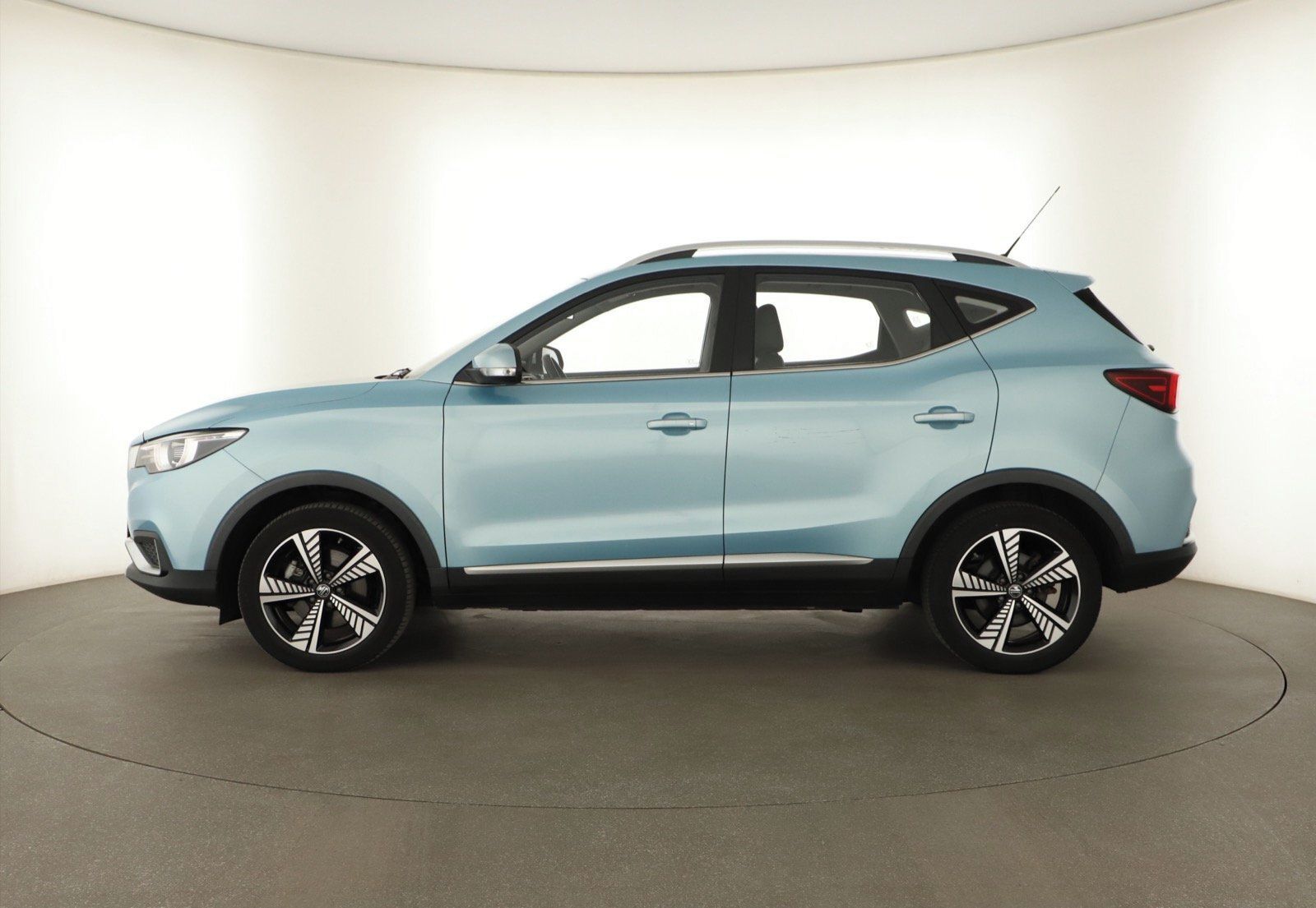 MG ZS, EV 42.5 kWh, SoH 87%, Luxury - fotka 3