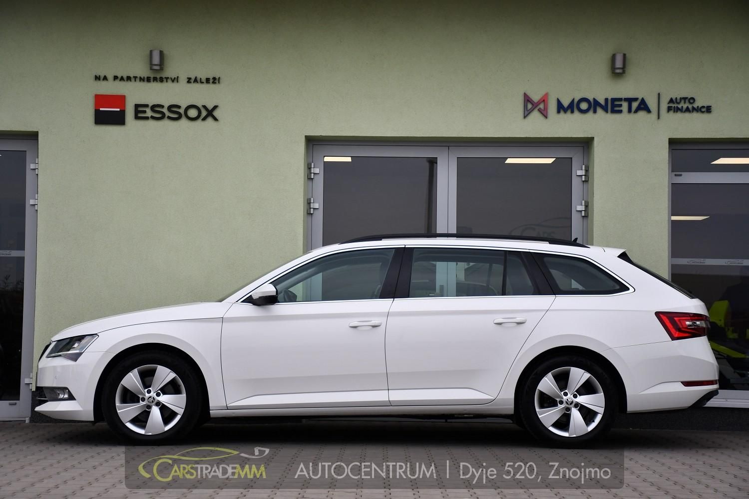 Škoda Superb, 2.0TDi DSG TAŽNÉ CANTON - fotka 3
