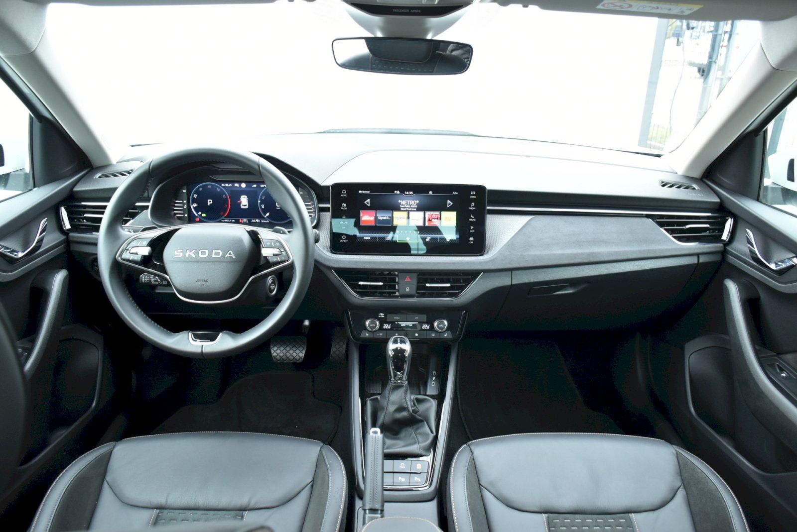 Škoda Kamiq, Top Selection 1.0 TSI 85kW DSG - fotka 5
