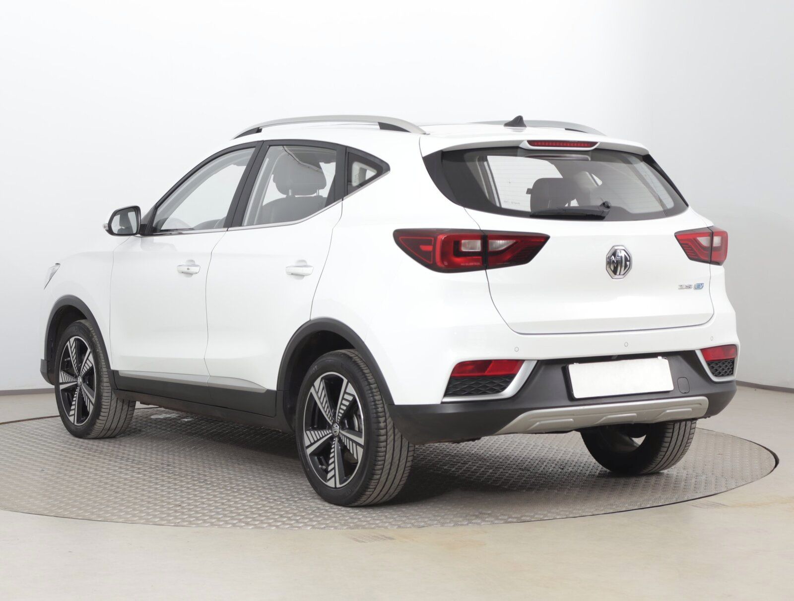 MG ZS, EV 42.5 kWh, SoH 83%, Luxury - fotka 4