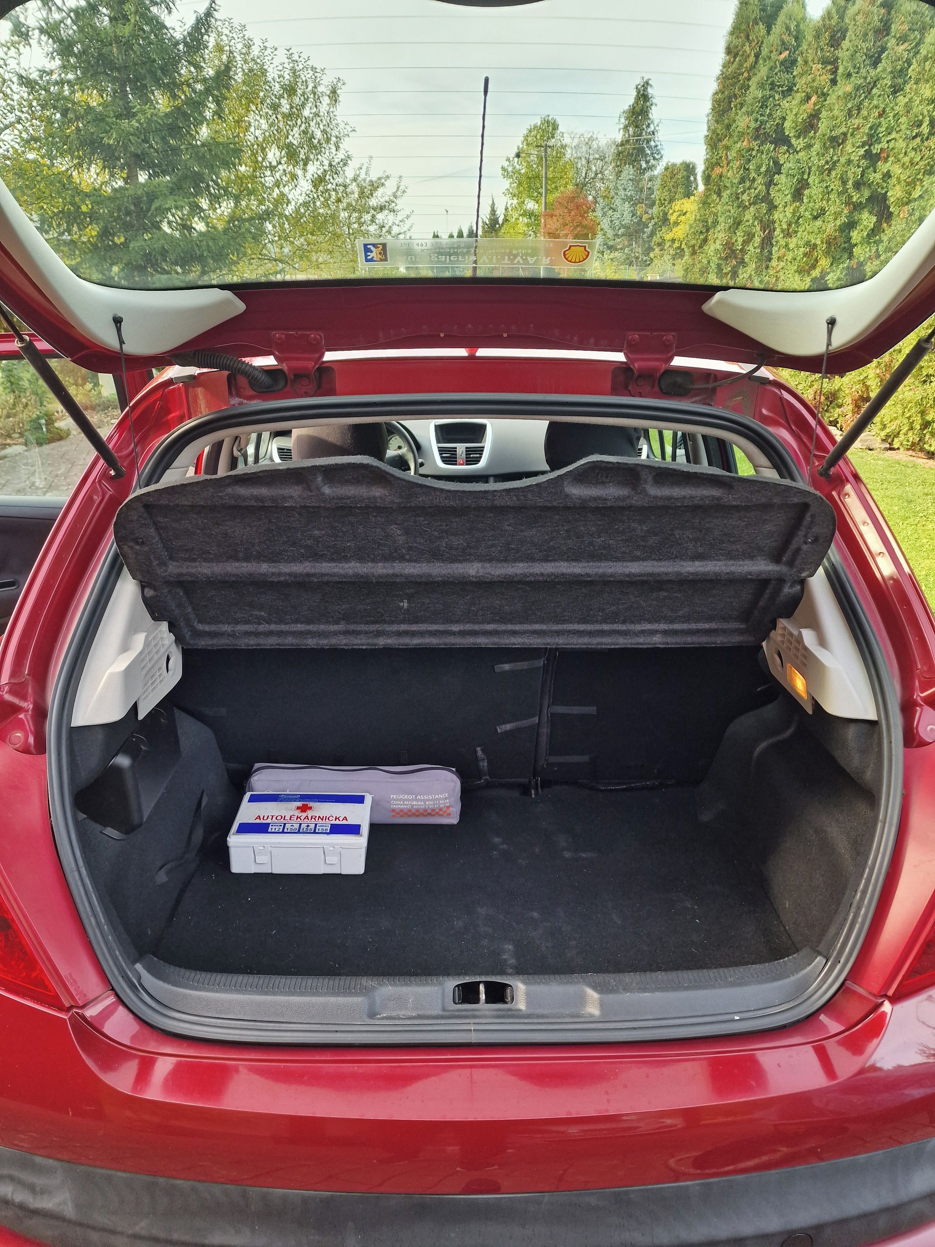 Peugeot 207, Peugeot 207, 1.4 benzín, 54 kW - fotka 5