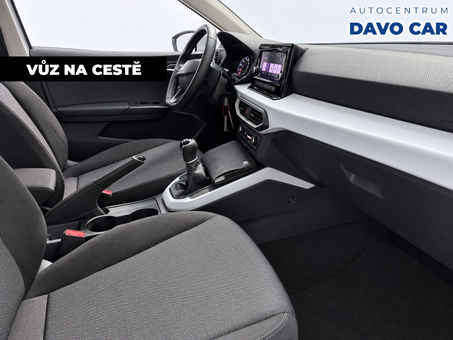 Seat Arona, 1,0 TSI 70kW STYLE DPH - fotka 3