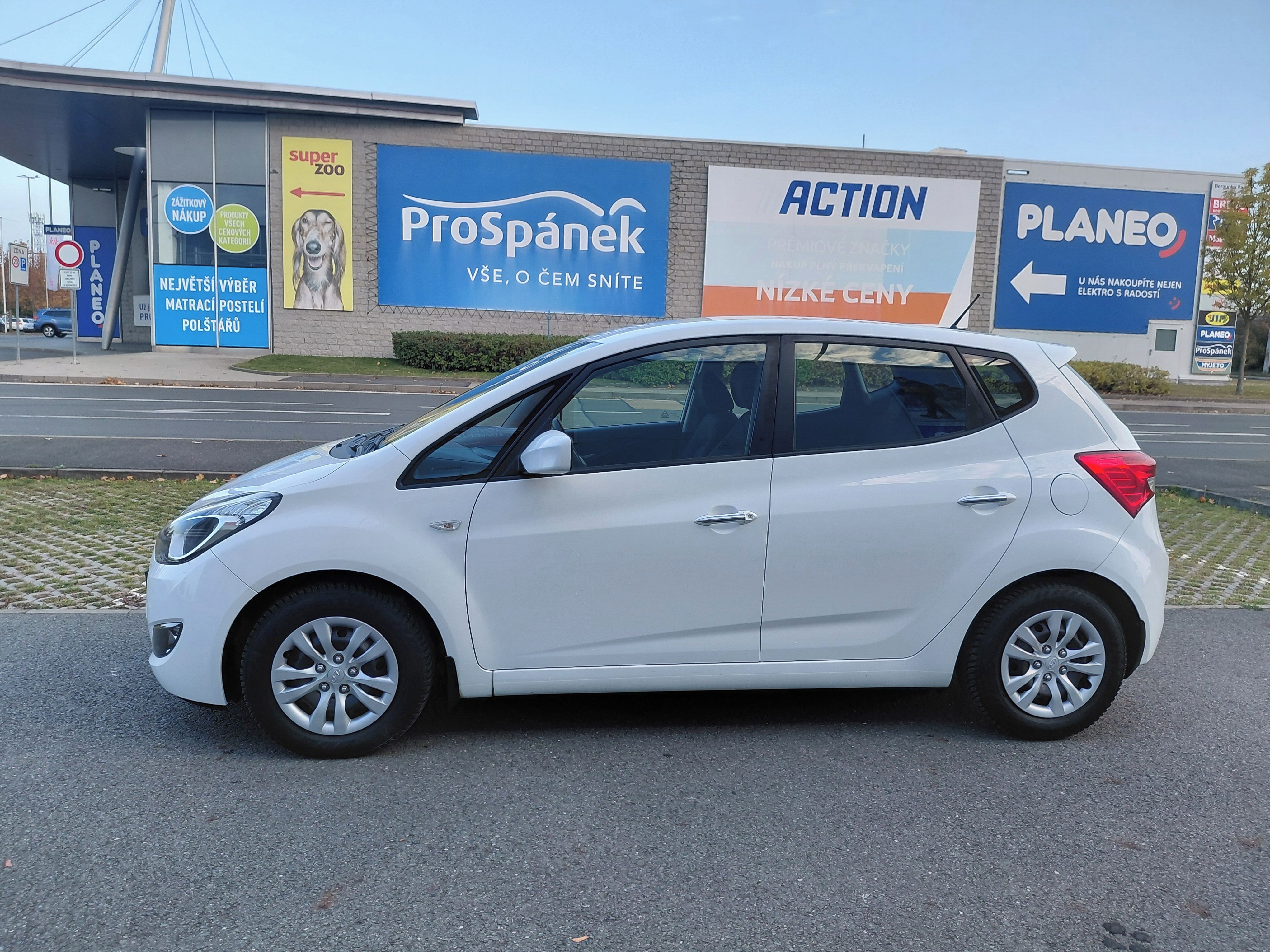 Hyundai ix20, 1.4i 66KW 1MAJ PĚKNÉ,ZACHOVALÉ - fotka 4