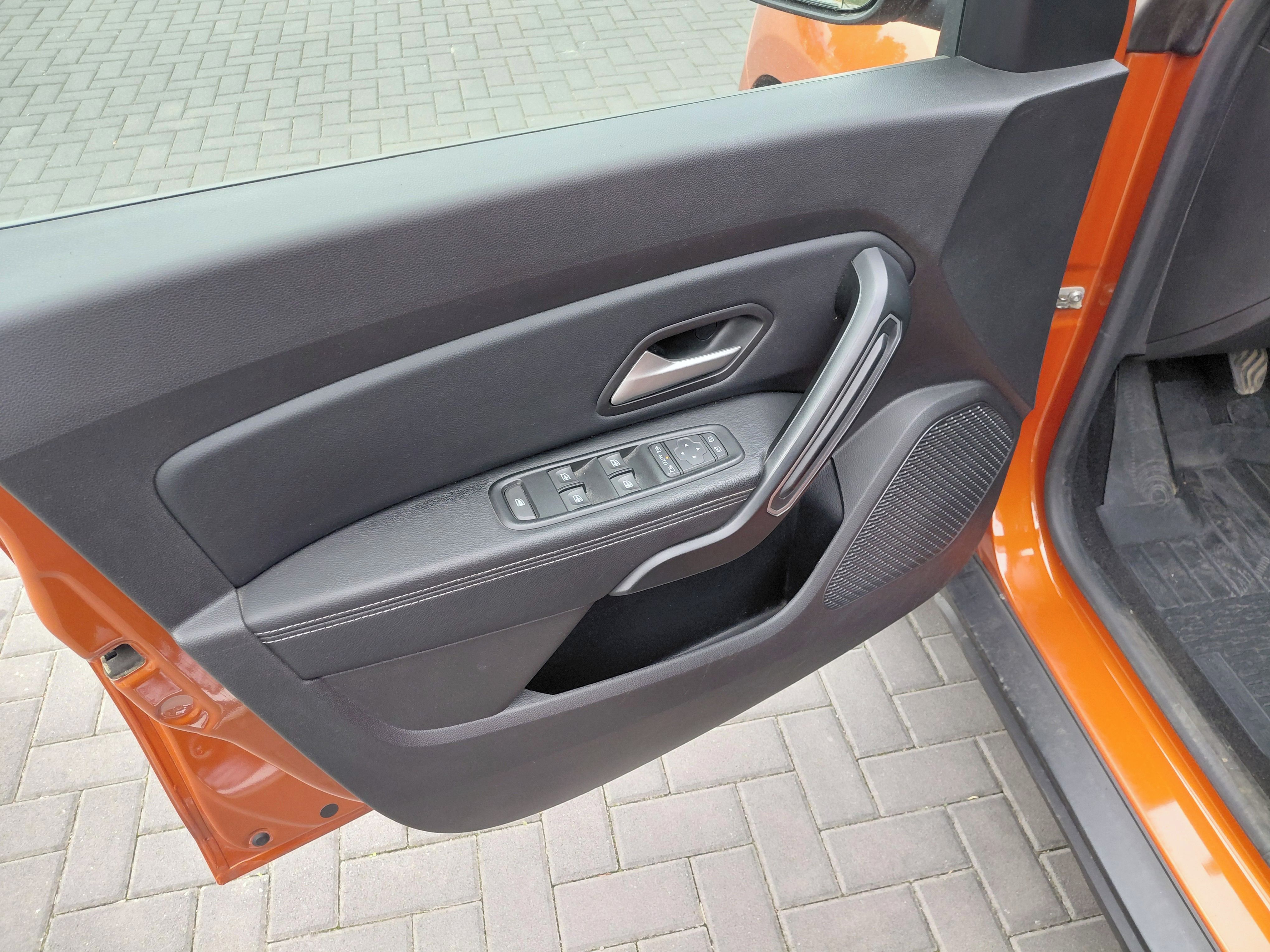 Dacia Duster, Journey ECO-G 100 - fotka 5