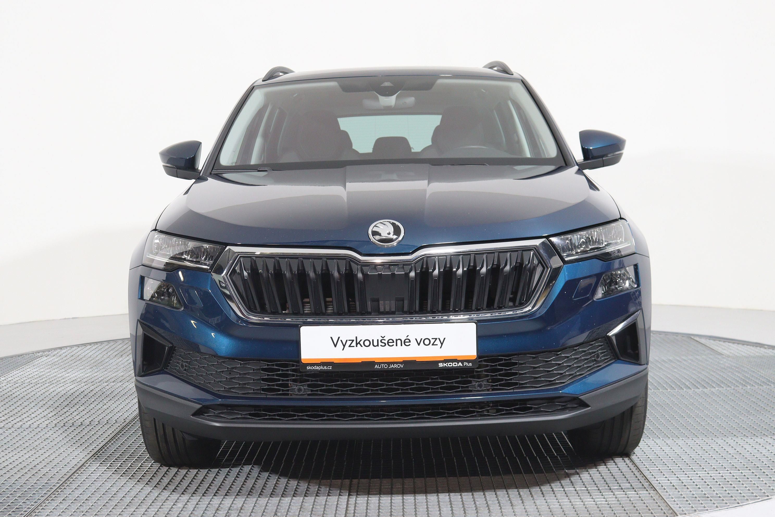 Škoda Karoq, 1,5 TSI DSG TOUR, tažné, panor - fotka 4