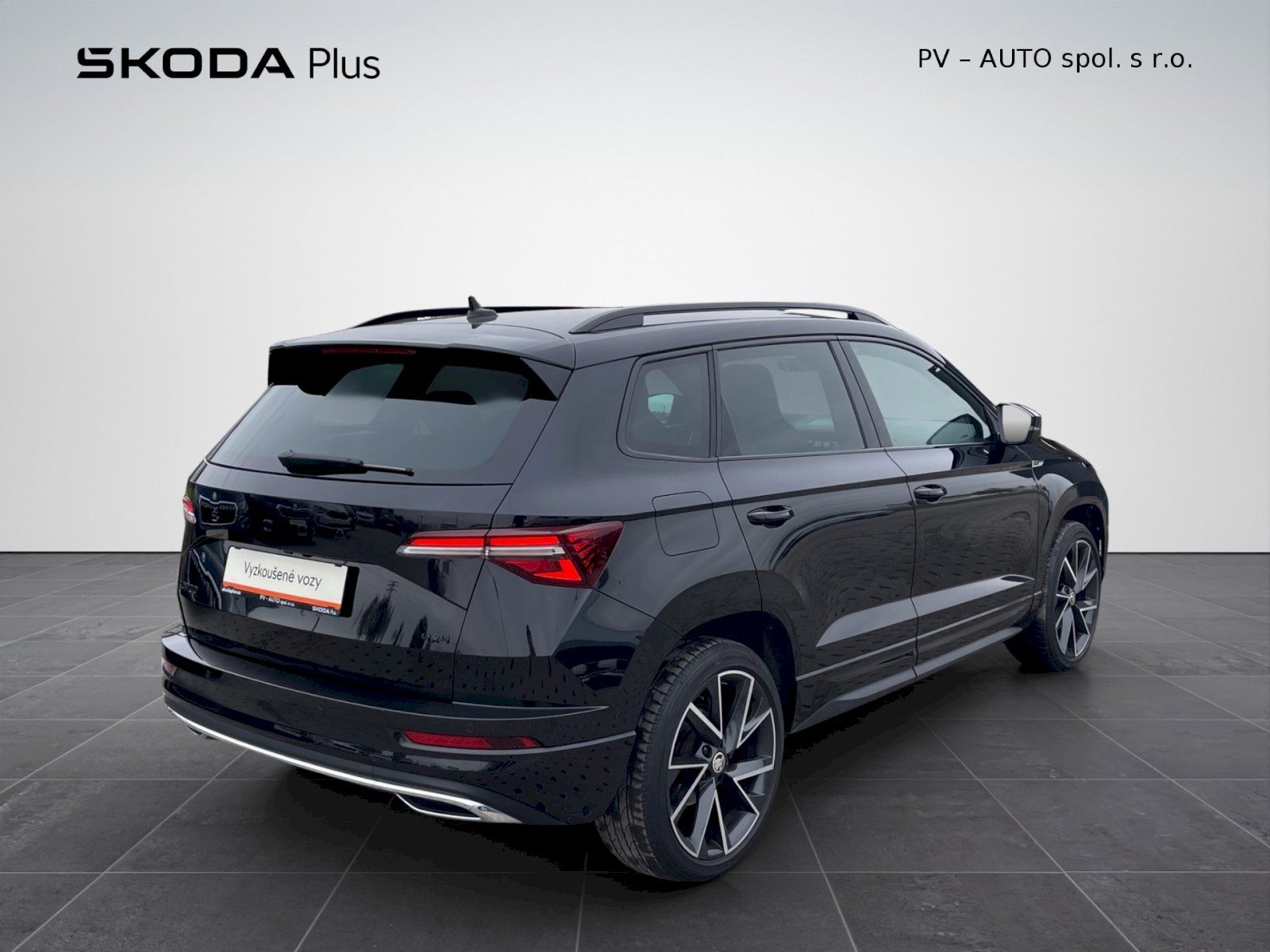 Škoda Karoq, 2.0 TDI 110kW SportLine Exclus - fotka 2