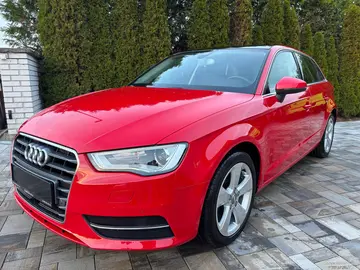 Audi A3, 1.4TFSi Aut + Adapt.tempomat