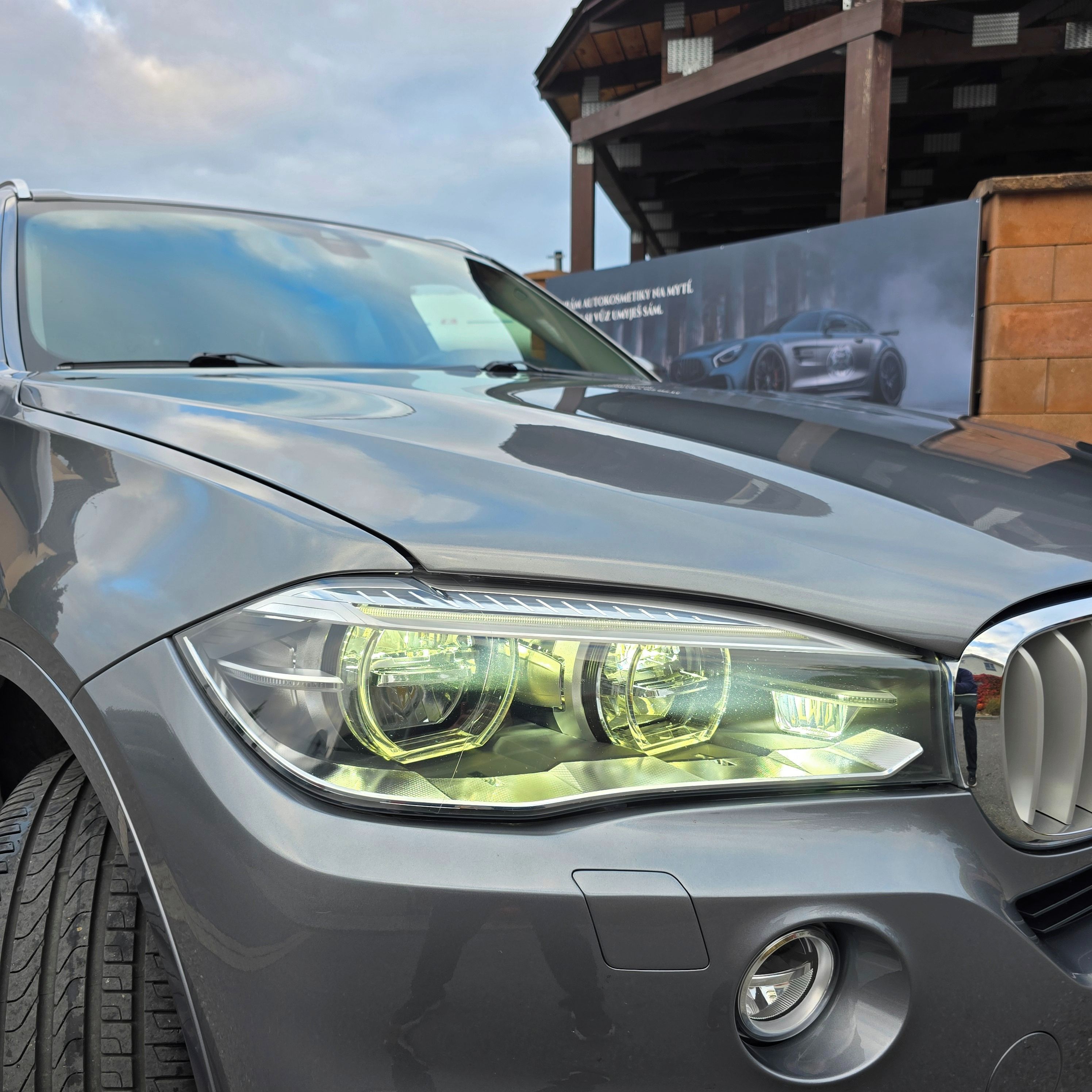BMW X5, BMW X540D, 230 kW, po servise - fotka 3
