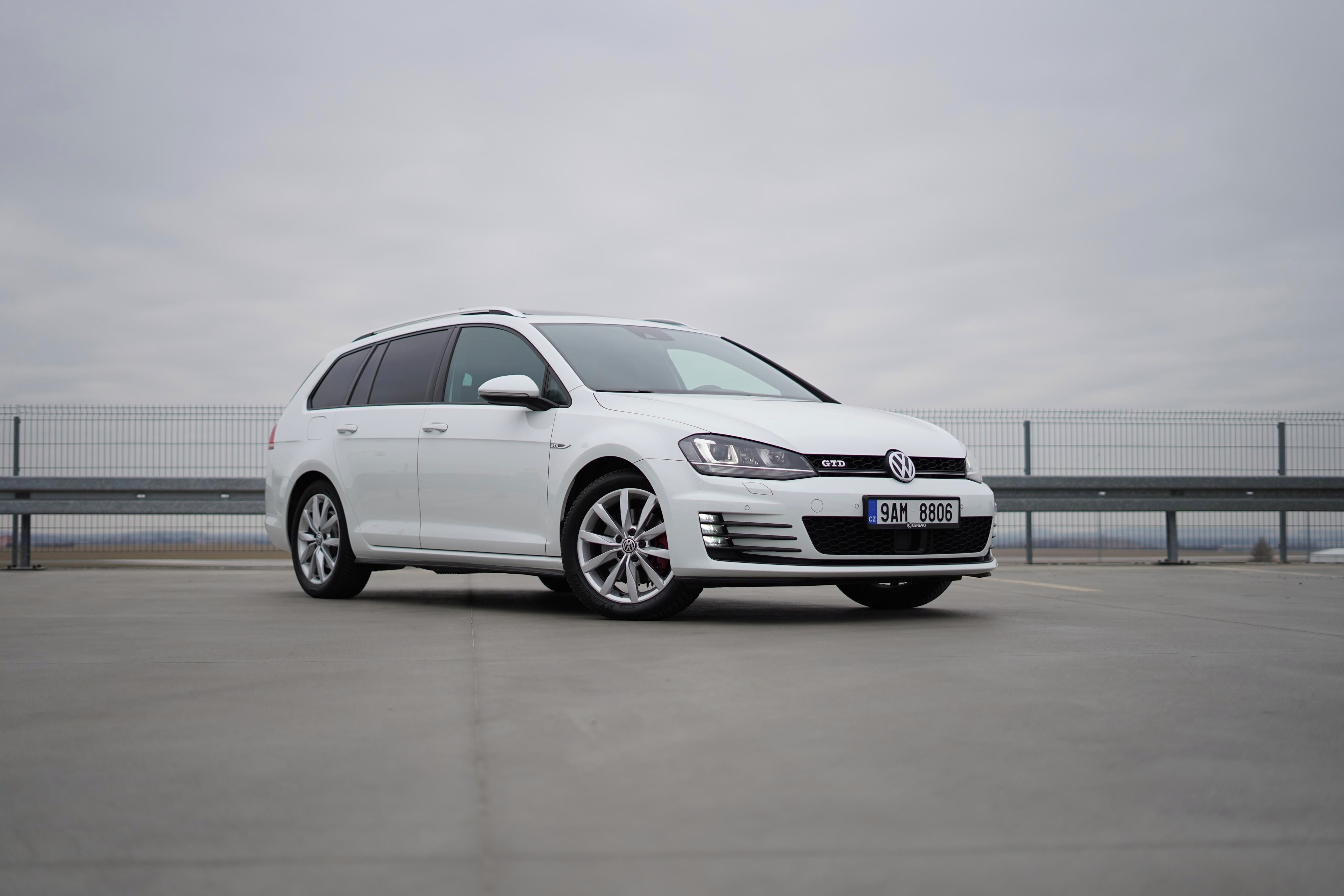 Volkswagen Golf, GTD, Webasto, tažné, pano, kam - fotka 2