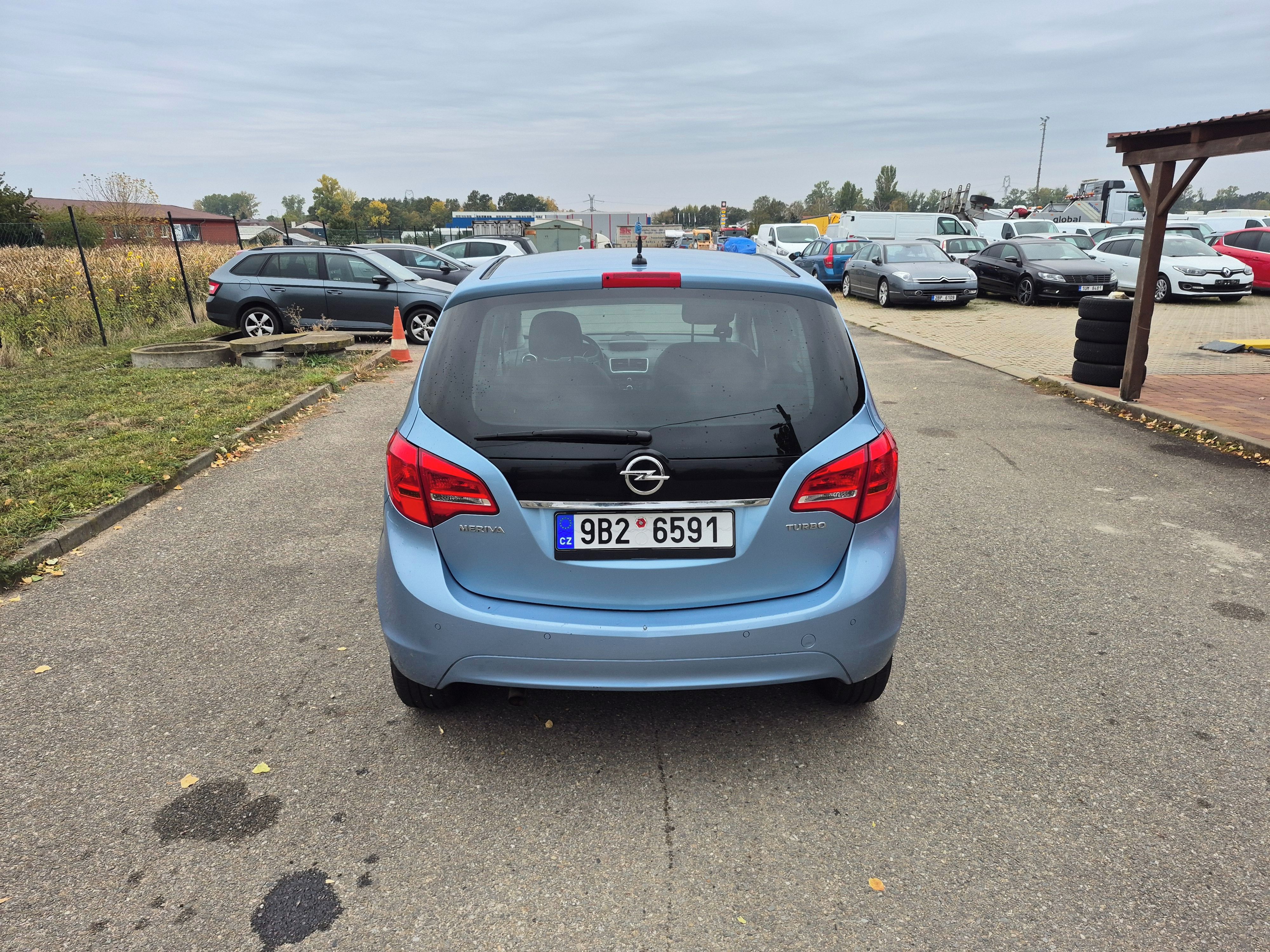 Opel Meriva, 1,4T, 88kW, ČR, klima - fotka 5