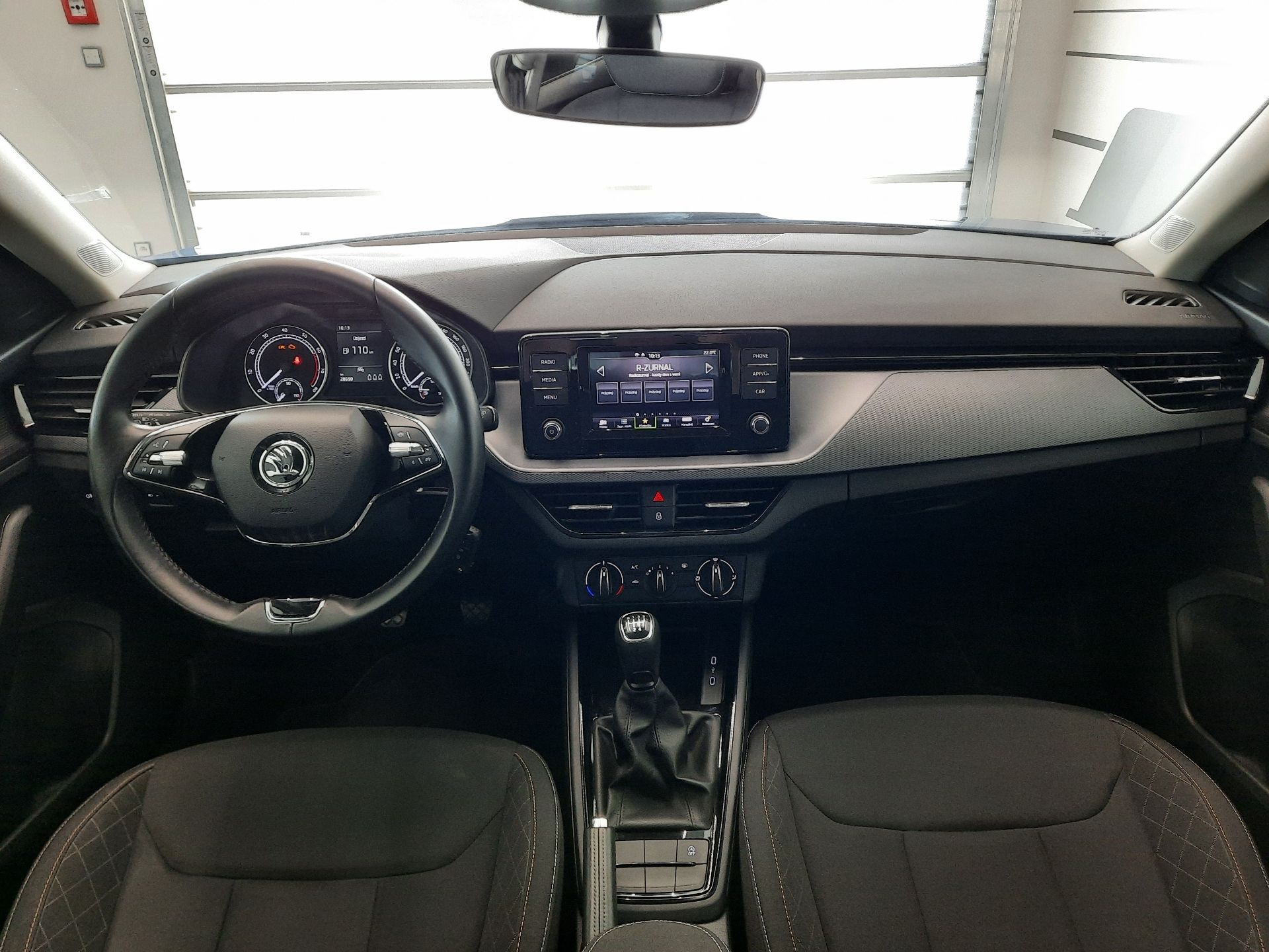 Škoda Kamiq, Ambition 1.0 TSI (70kW/95k) - fotka 5