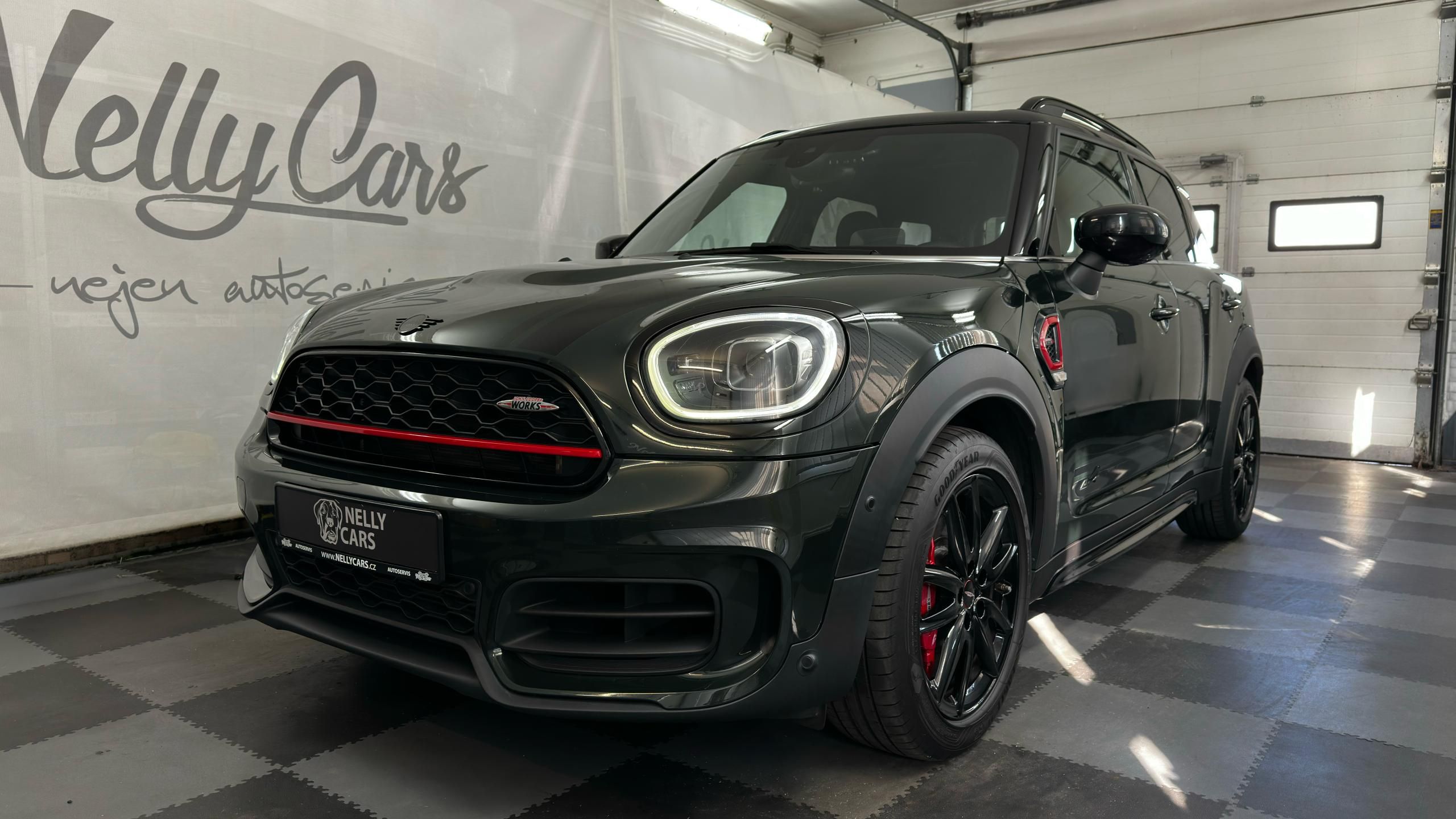 Mini Countryman, JCW ALL4 / ZÁRUKA - fotka 3