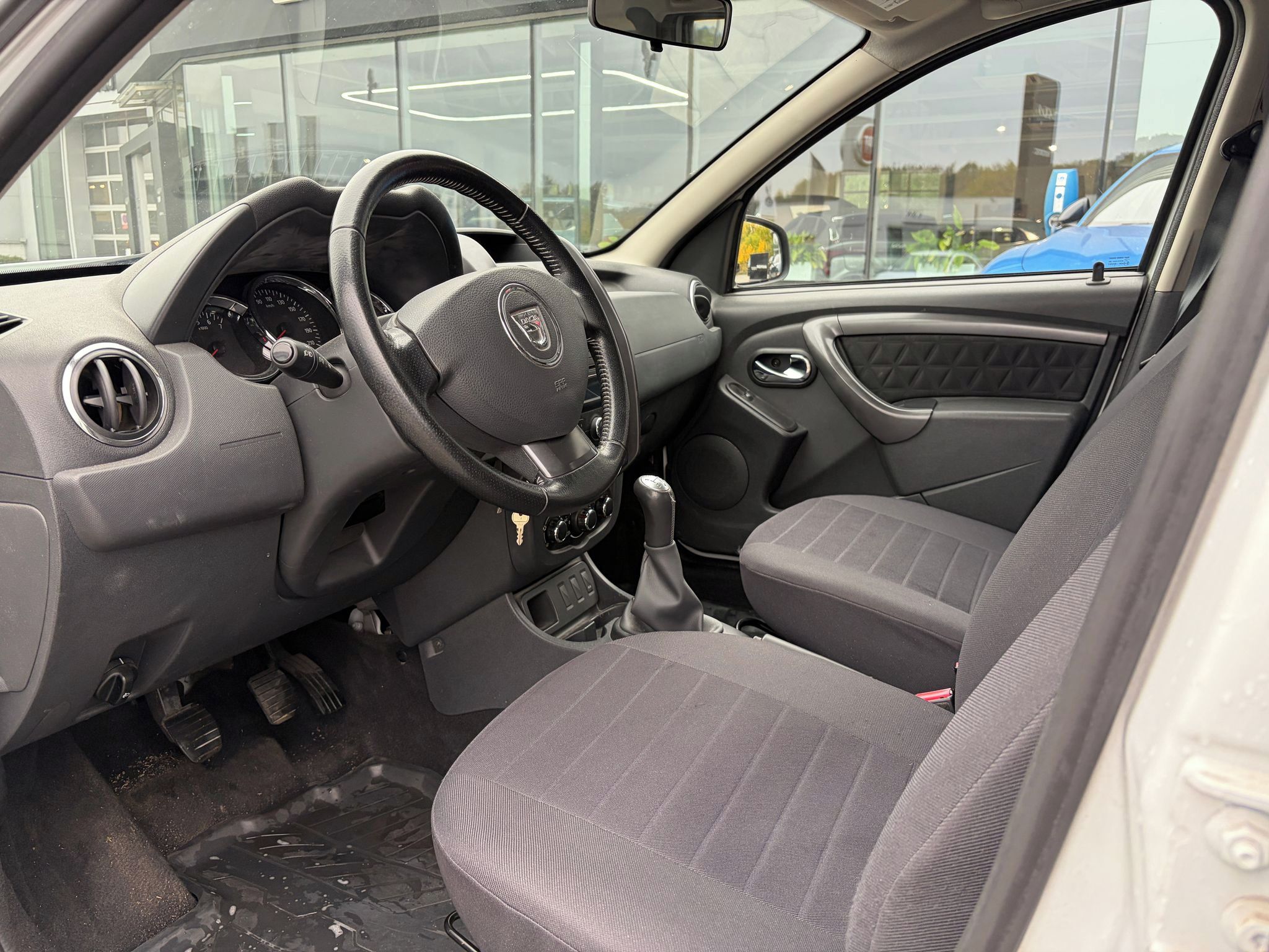 Dacia Duster, 1.6 16V 77kW - fotka 5