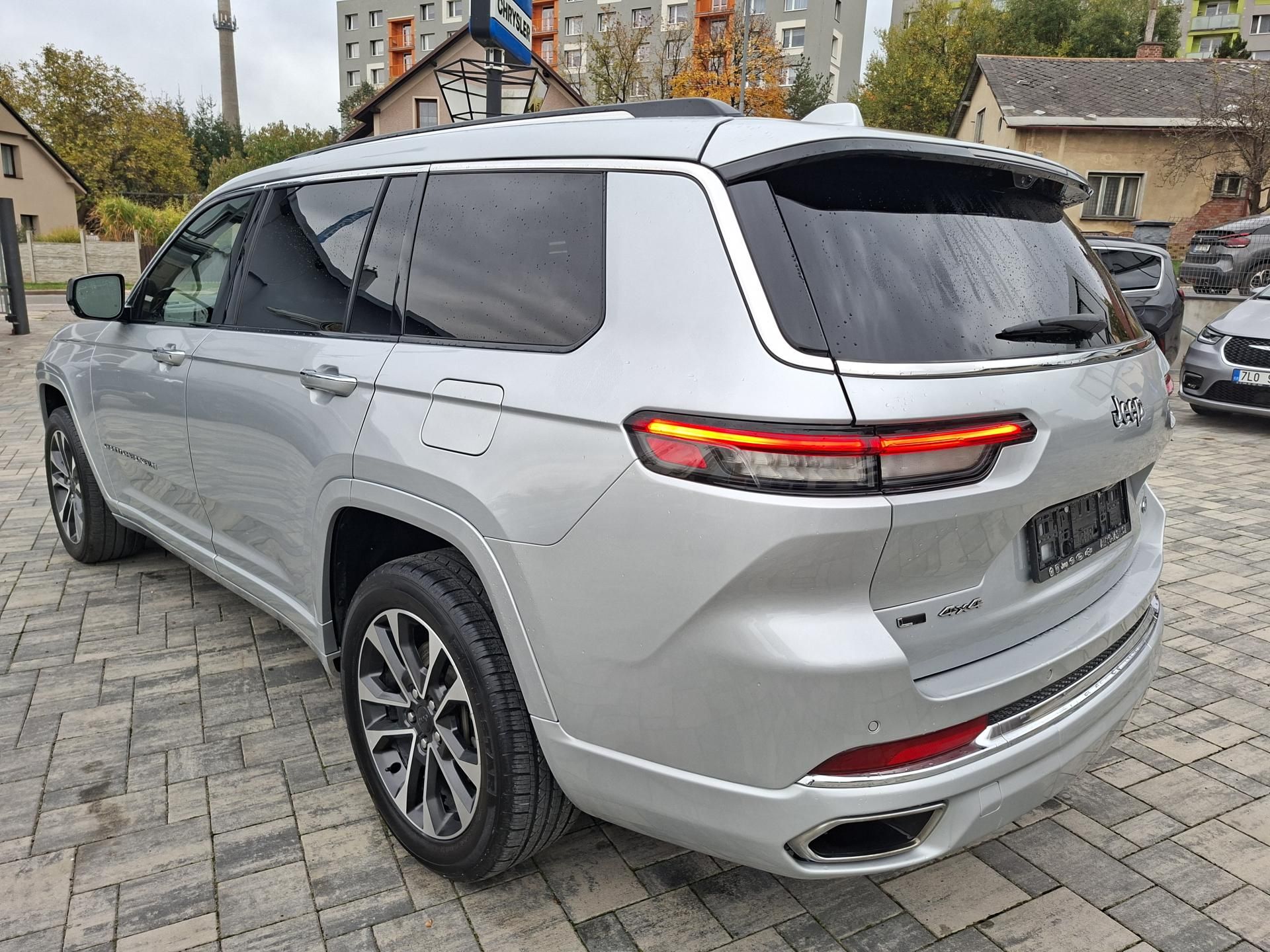 Jeep Grand Cherokee, 3,6LV6 4X4 LONG OVERLAND 6míst - fotka 5