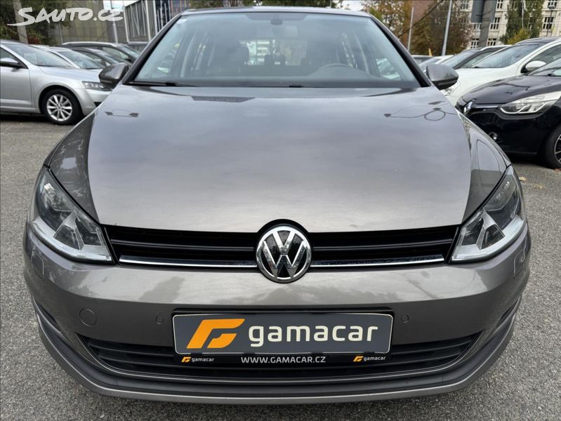 Volkswagen Golf, 1,2 krásný stav+Zmni pneu