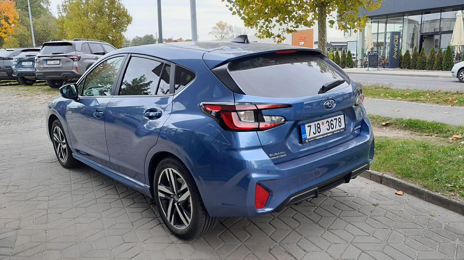 Subaru Impreza, 2.0 e-BOXER Active+zimní kola - fotka 4