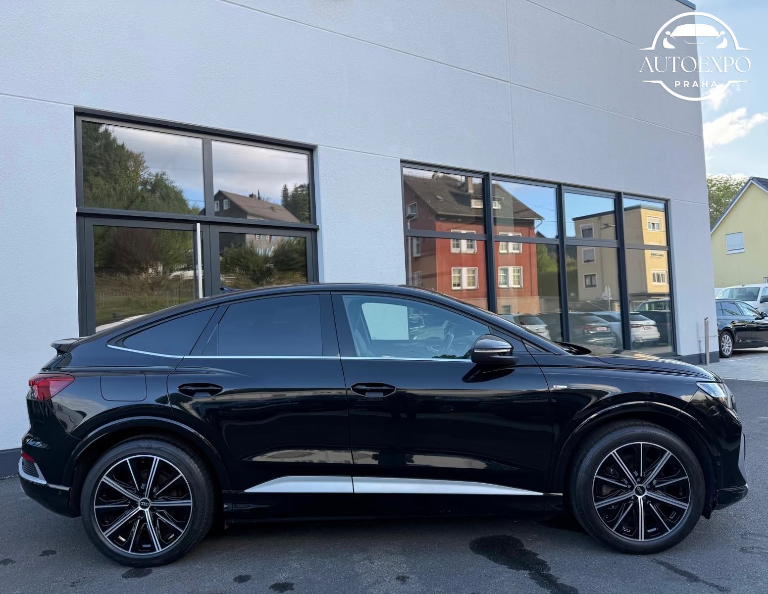 Audi Q4, Sportback 50 e-tron quattro * - fotka 6