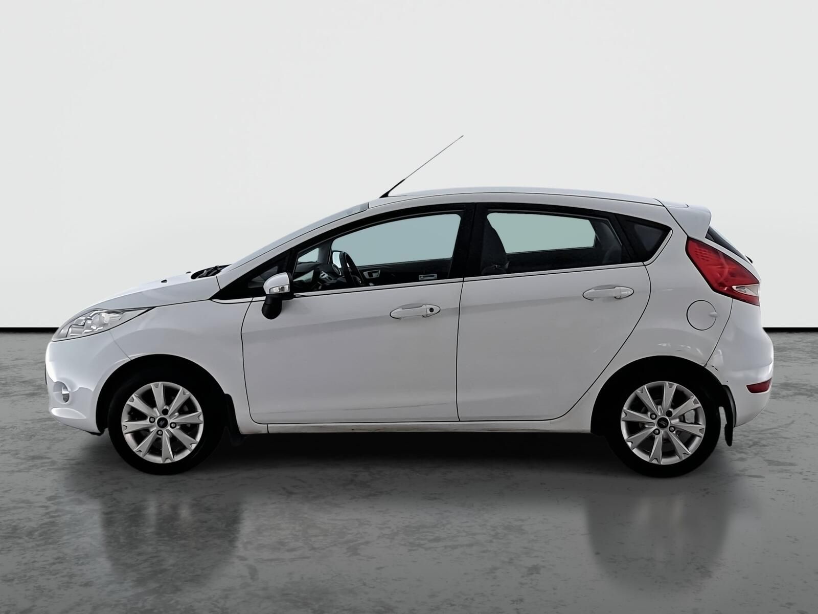 Ford Fiesta, 1.25, Serv.kniha, Klima - fotka 3