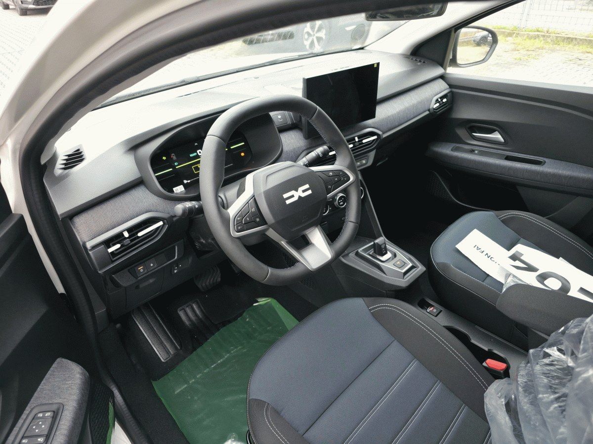 Dacia Jogger, Journey hybrid 155 5 míst - fotka 3