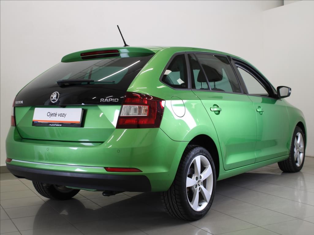 Škoda Rapid, 1,2 TSi 81kW Style+ 37tkm! 1.m - fotka 3