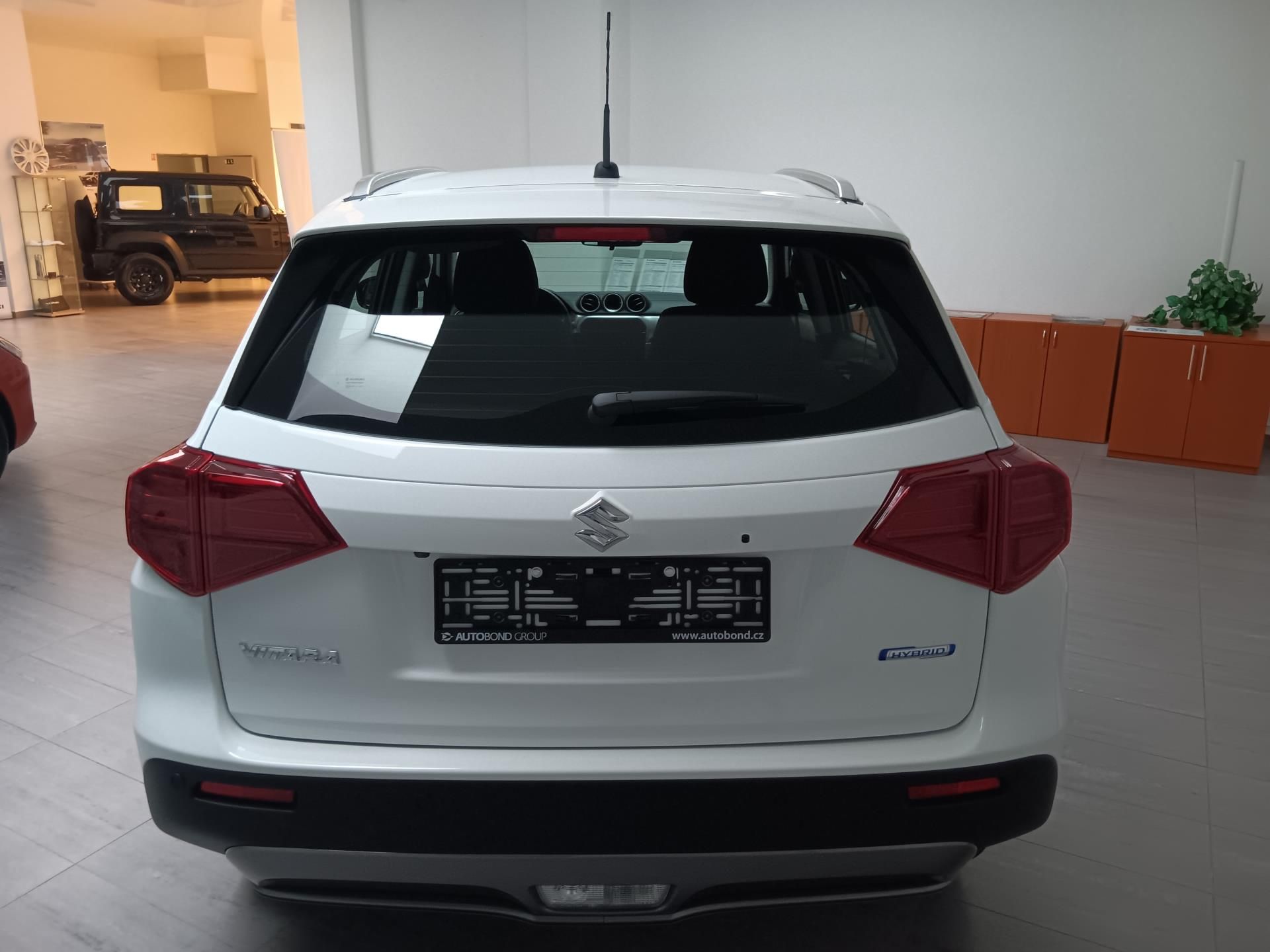 Suzuki Vitara, PREMIUM 1.4 HYBRID A/T 4x4 - fotka 4