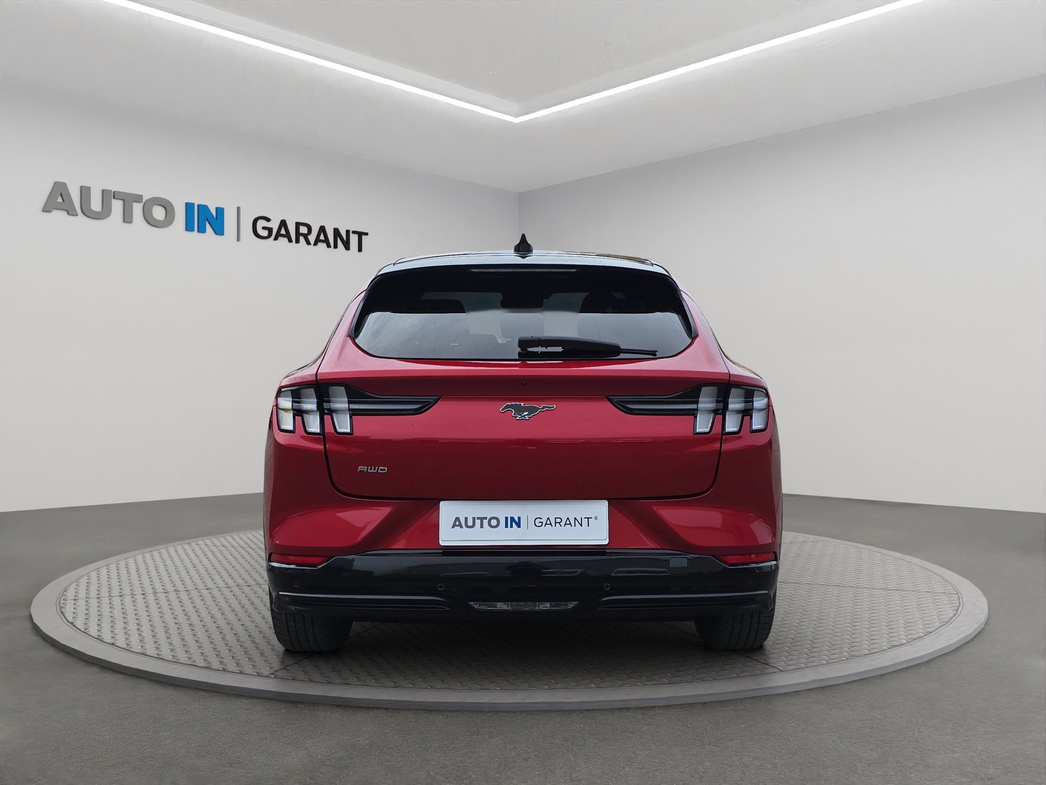 Ford Mustang Mach-E, Extended Range, 4x4, 98kWh - fotka 6