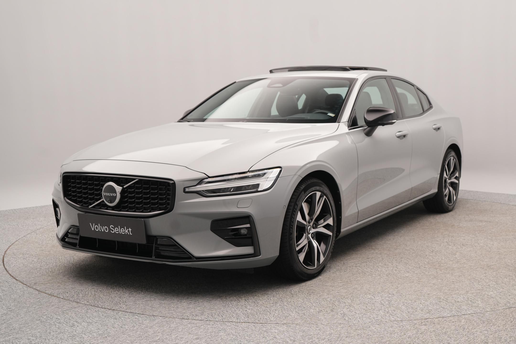 Volvo S60, B5 AWD ULTIMATE CZ 1.maj